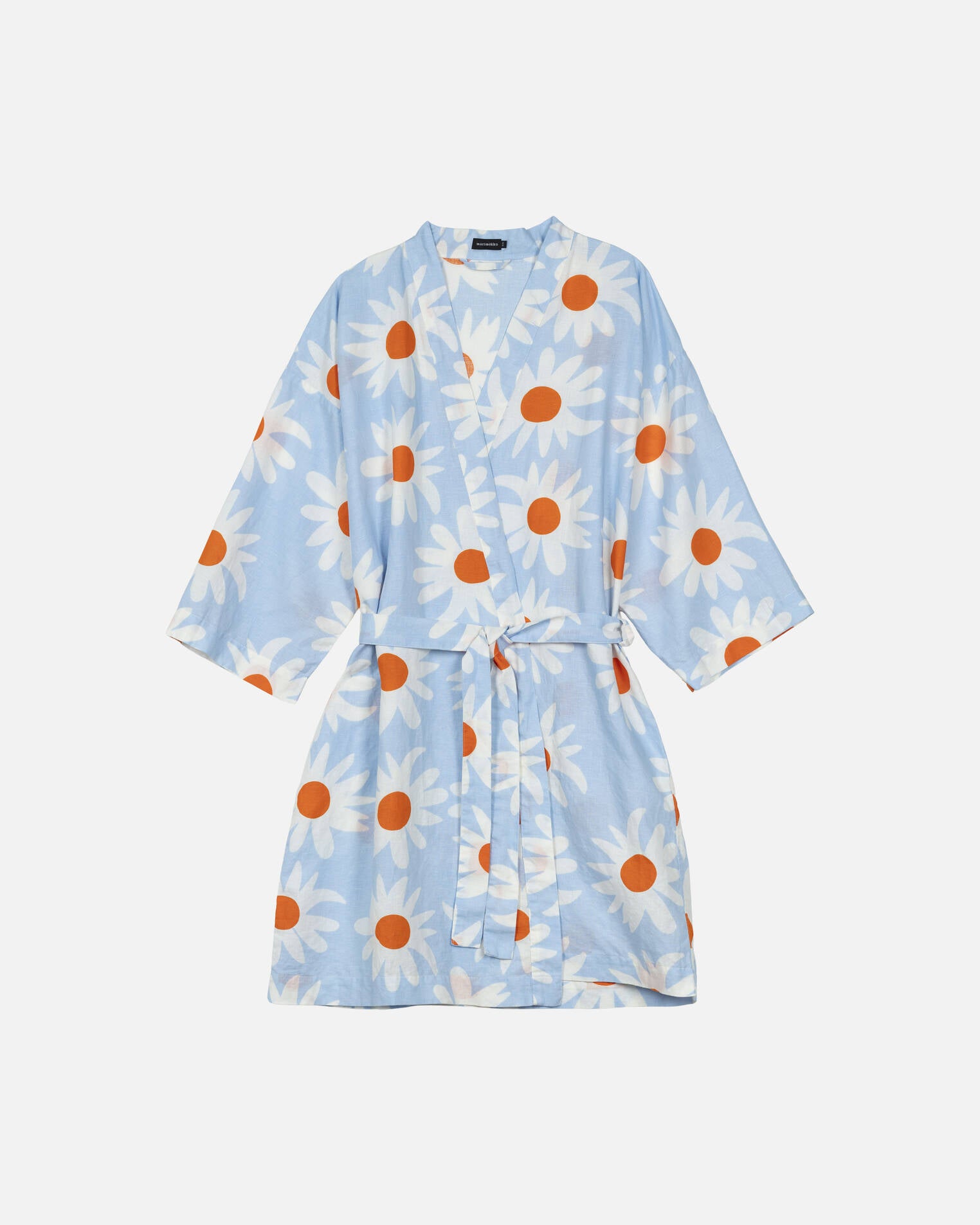 Rakastaa ei rakasta morning gown