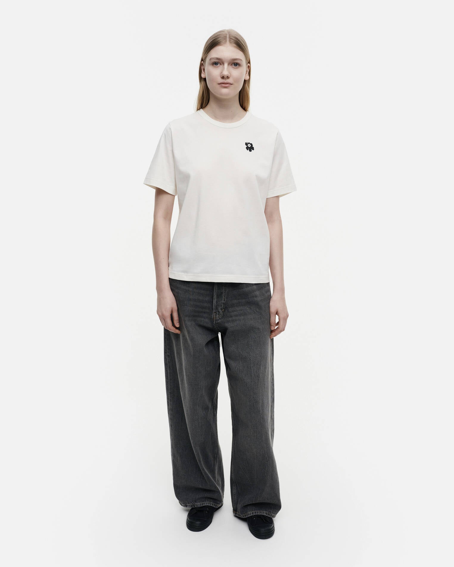 Erna Unikko Placement Kioski t-shirt