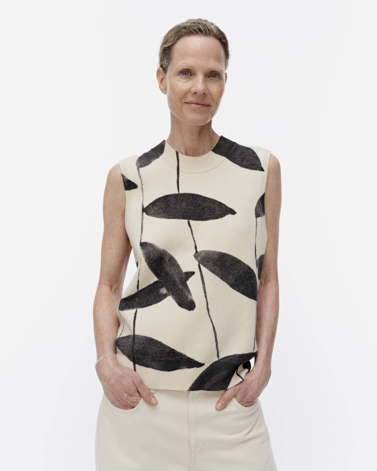 Viivat Paju knitted top