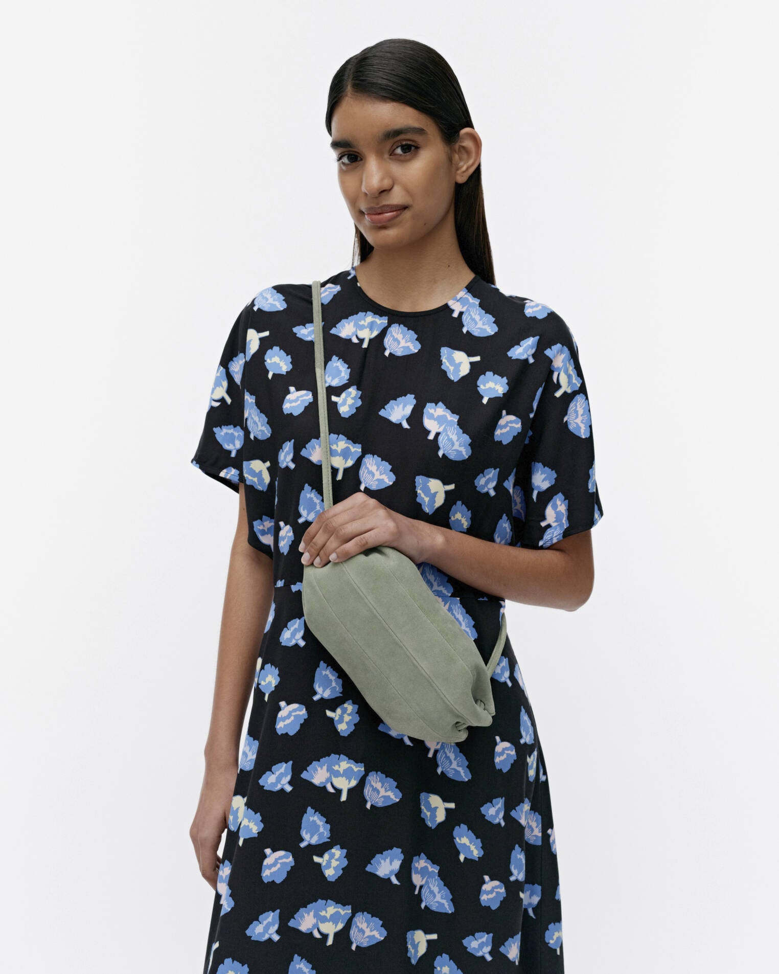 Pikku Karla Shoulder Bag