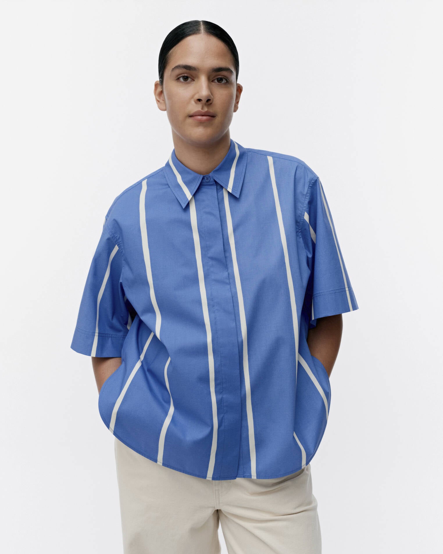 Sinertävä Puhveli blouse