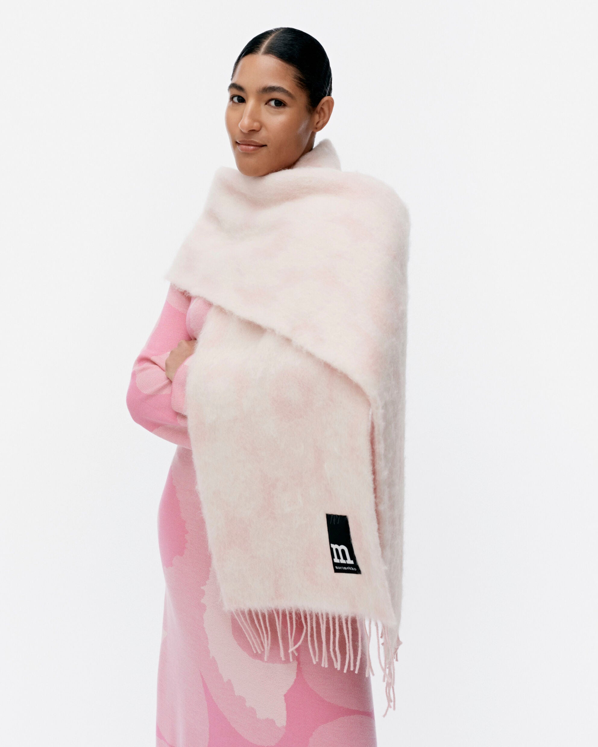 Ainainen scarf