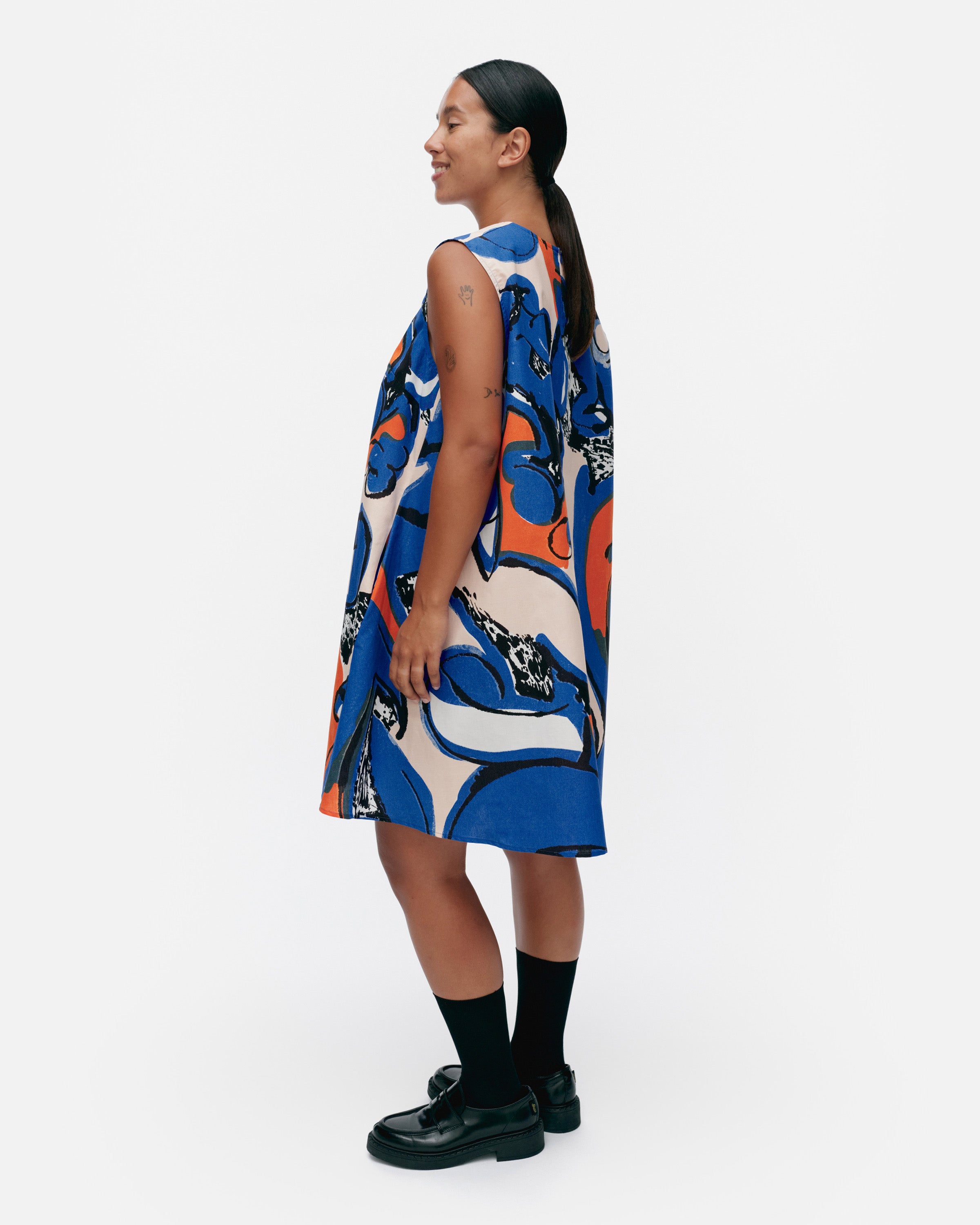 Robe Anemonet Eldfamn