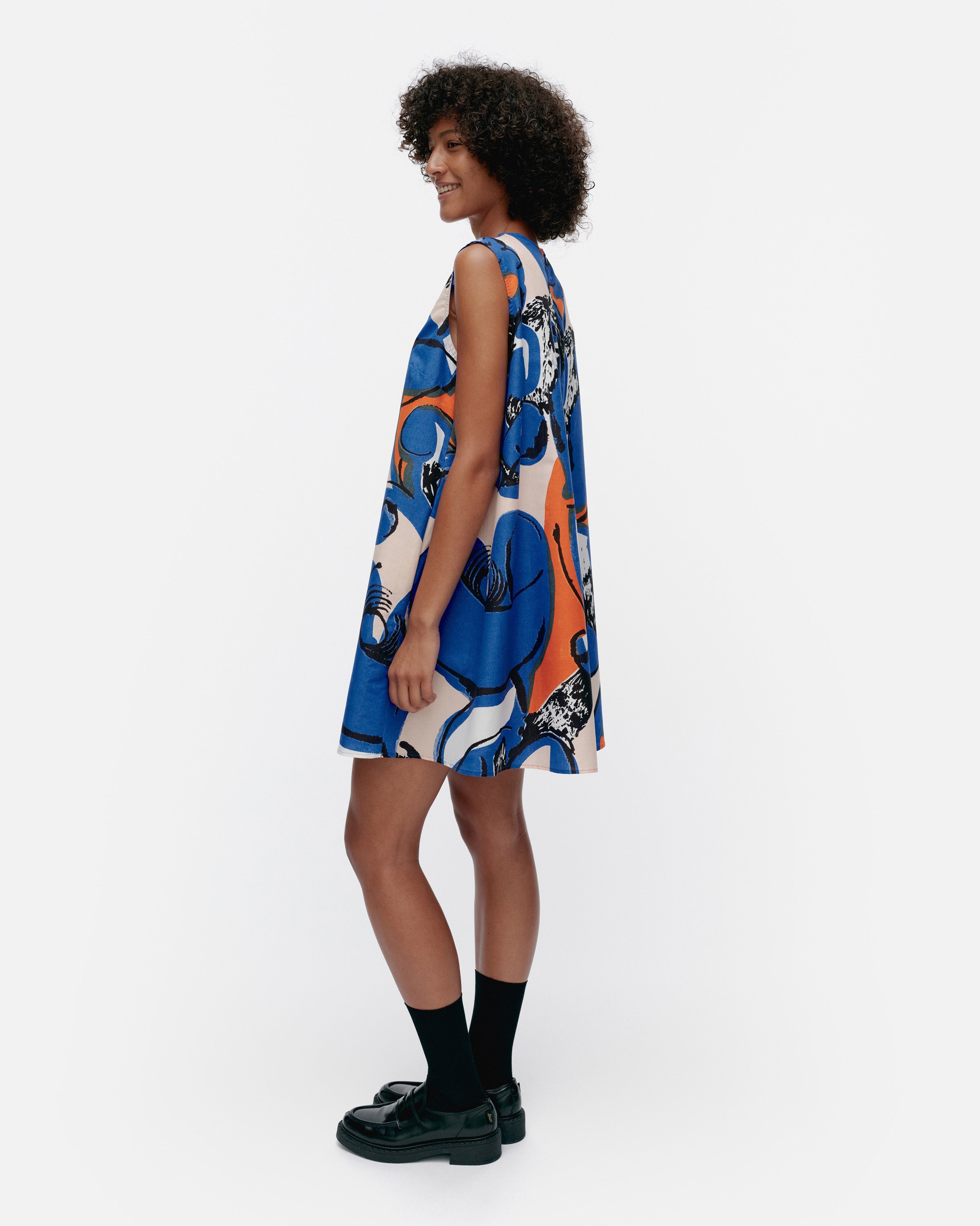 Robe Anemonet Eldfamn