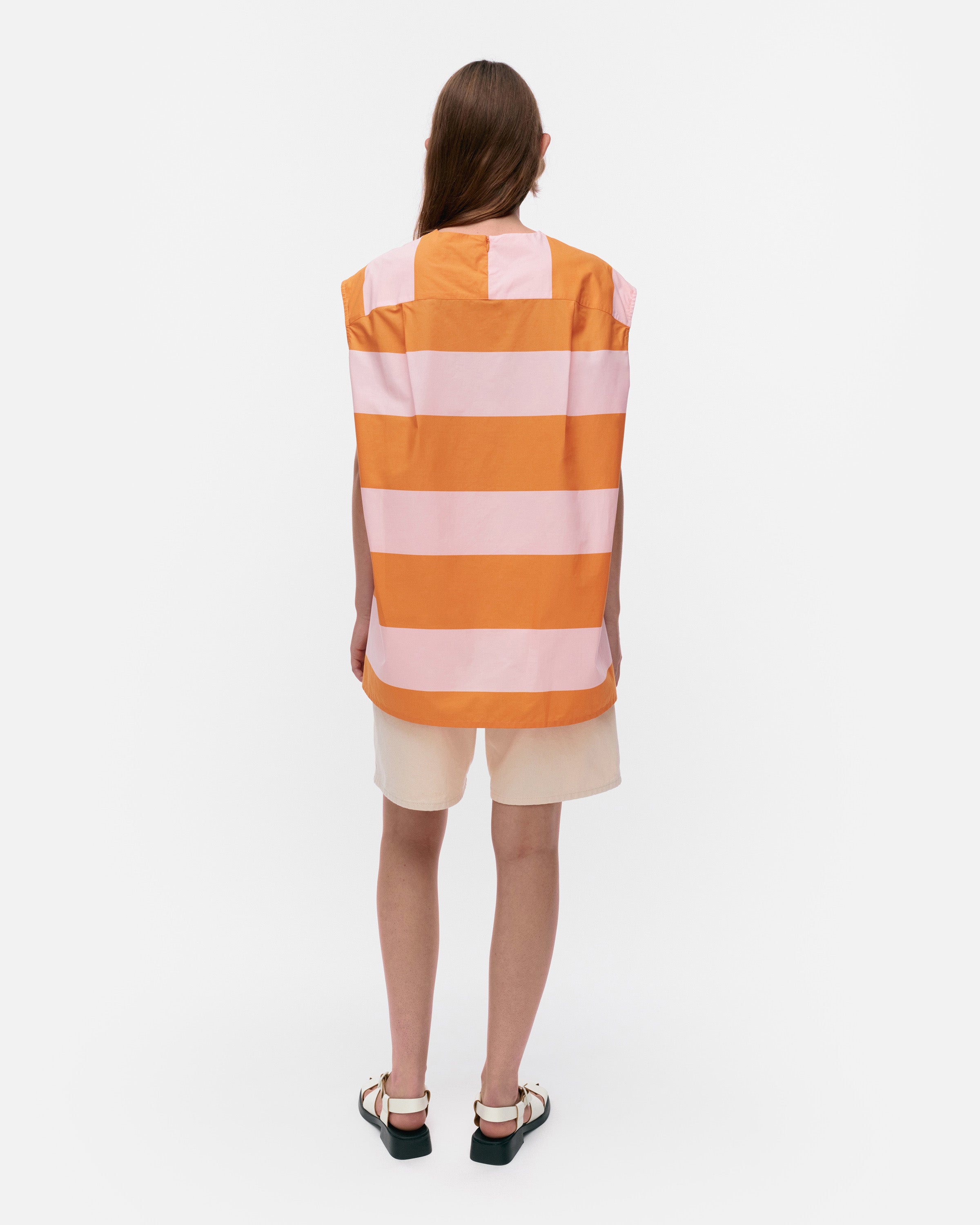 Kaksin Galleria cotton top