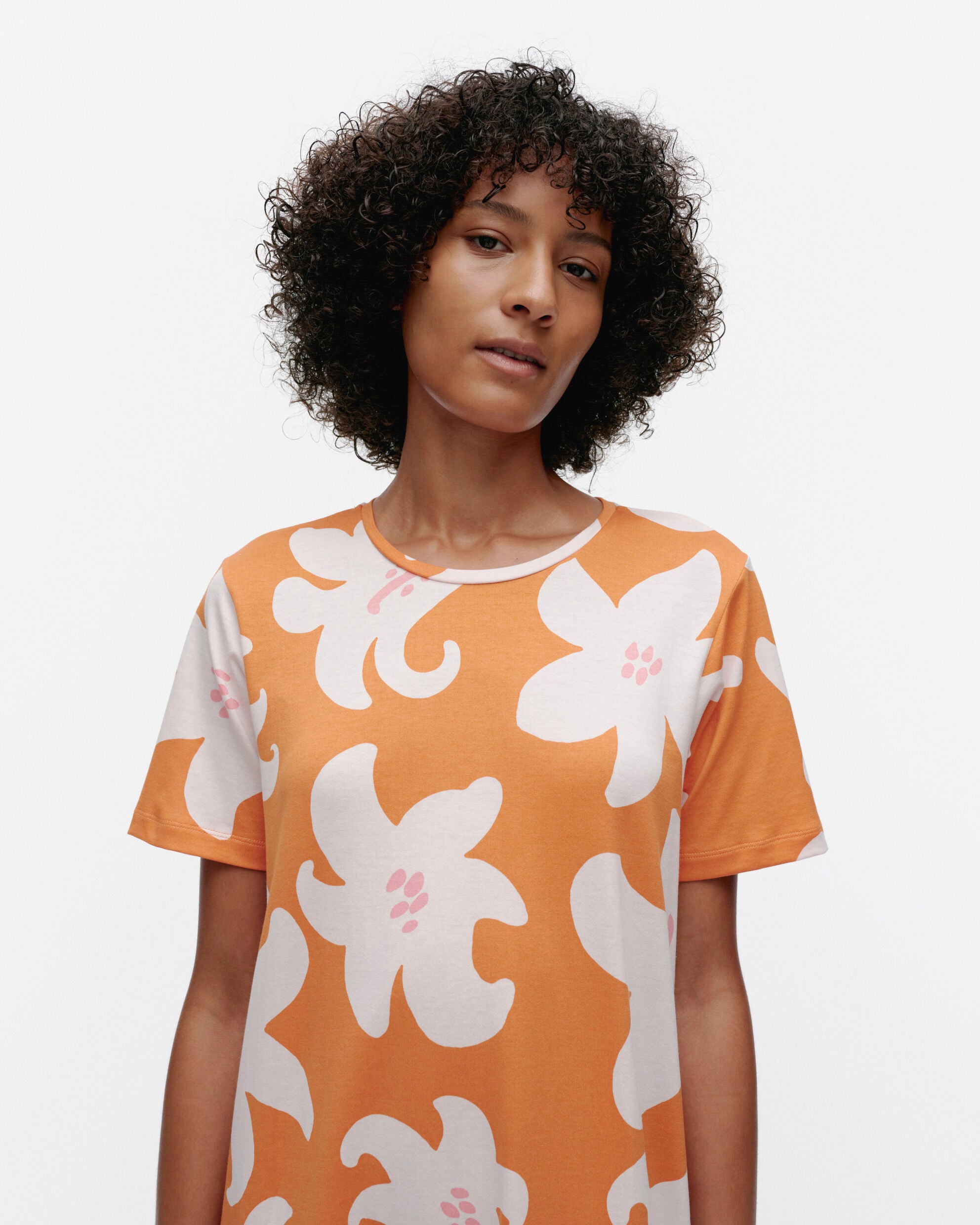 Kalliokielo Villinarsissi dress