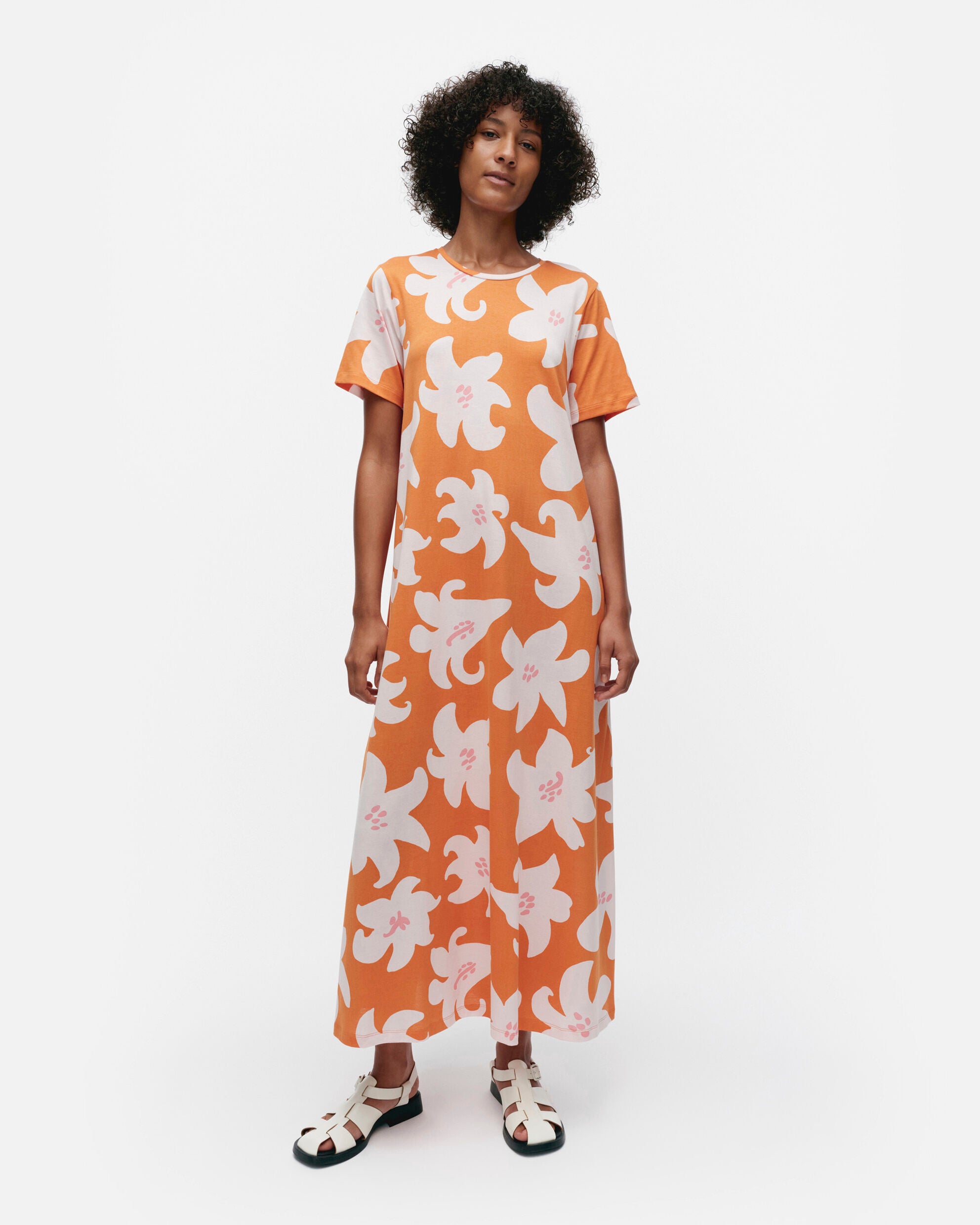 Kalliokielo Villinarsissi dress