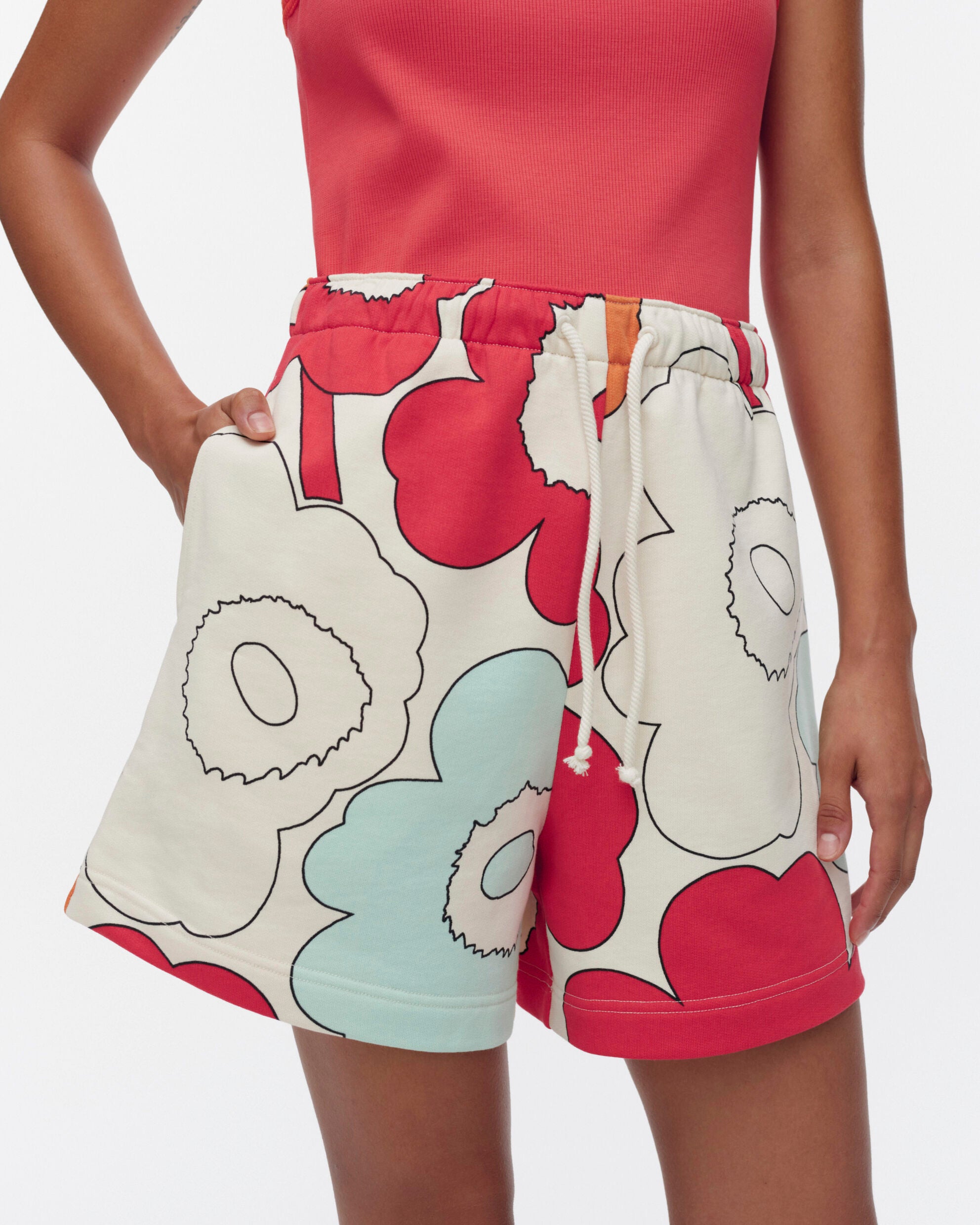 Miksaus Piirto Unikko kioski shorts