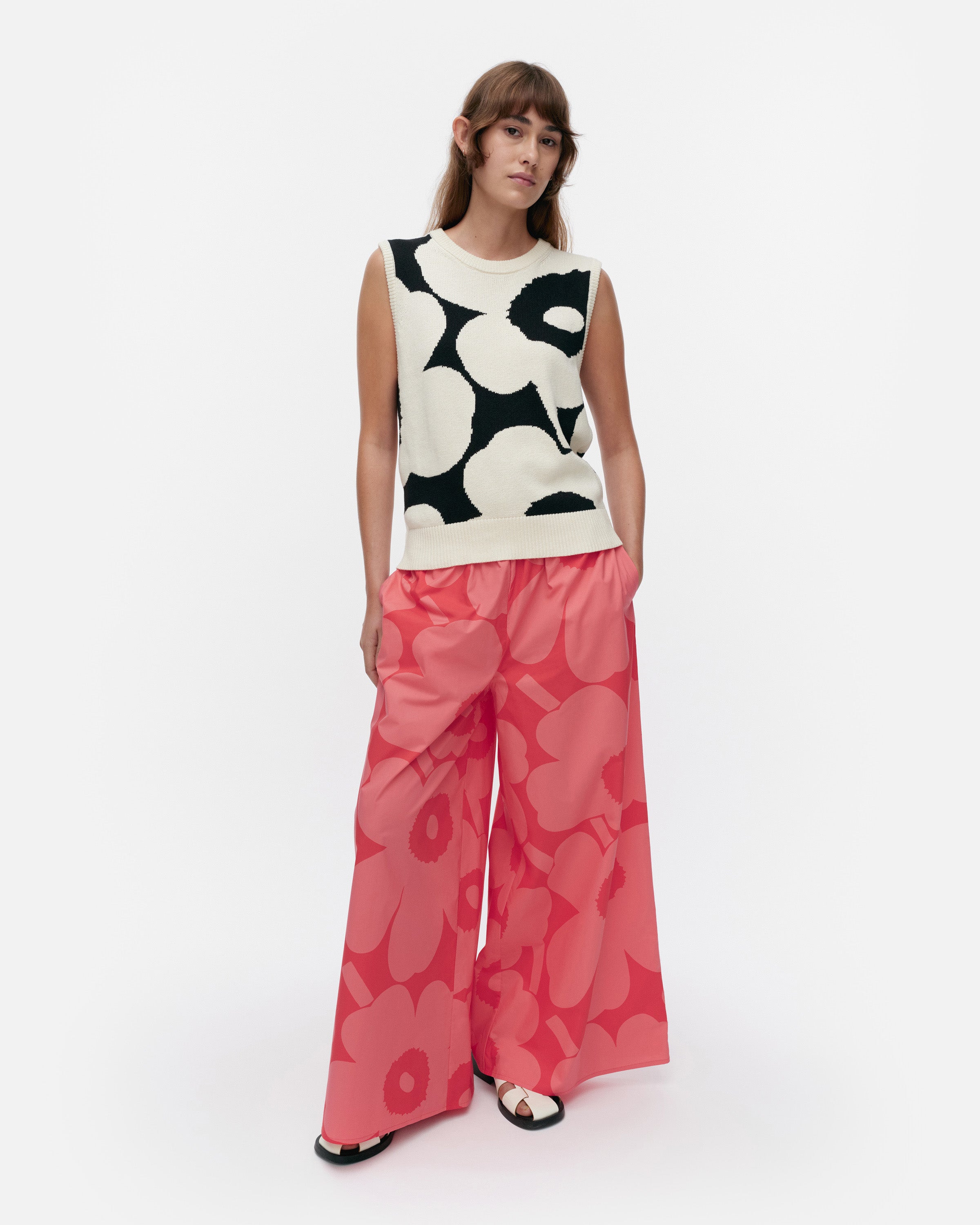 Pioneeri Unikko knitted cotton vest
