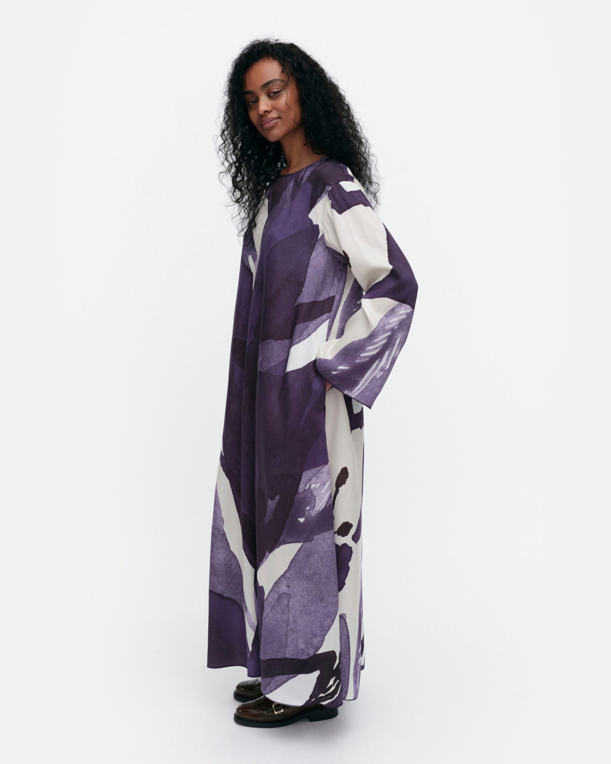 Fluidi Kylmänkukka dress