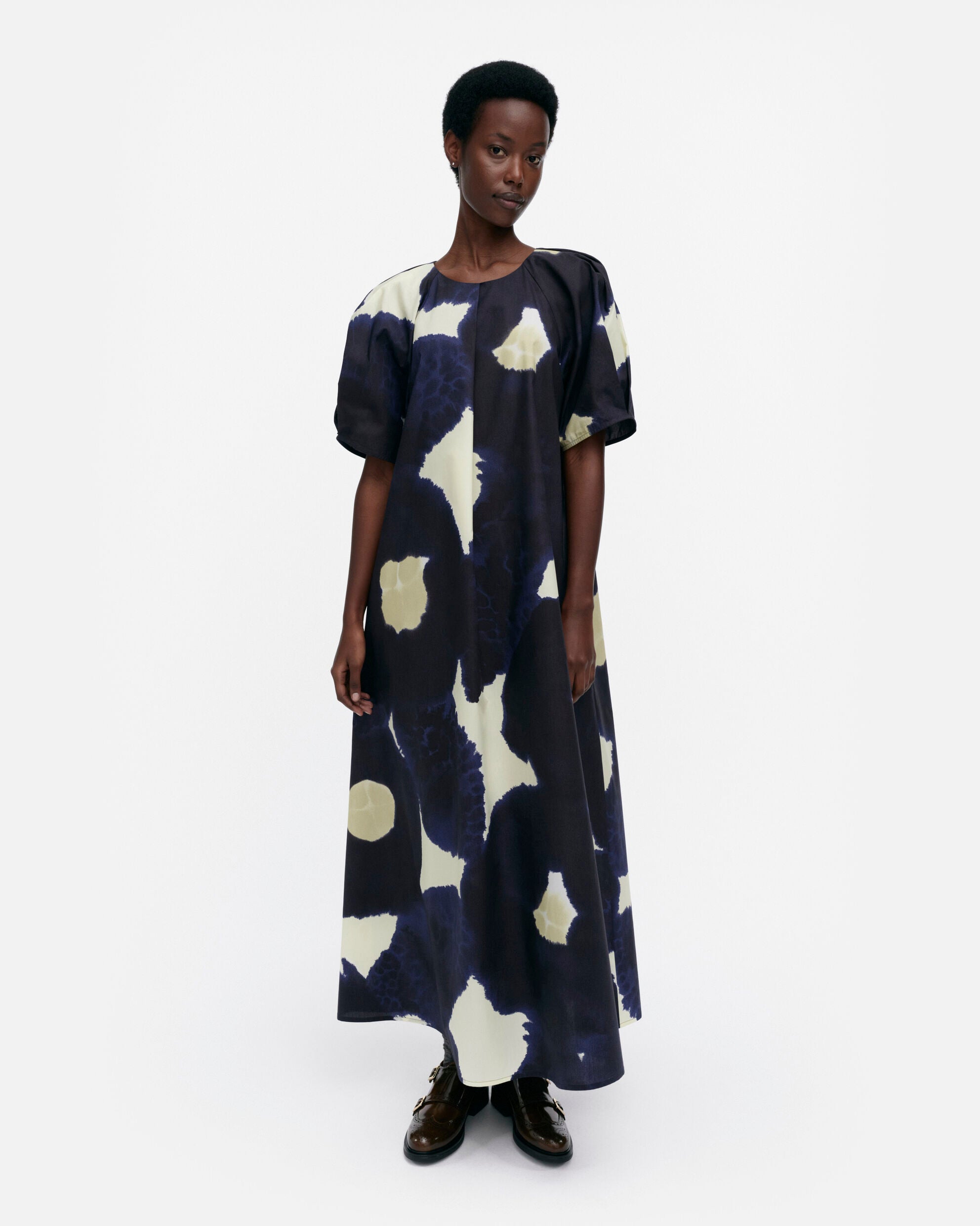 Robe Juhlinta Kehäkukka
