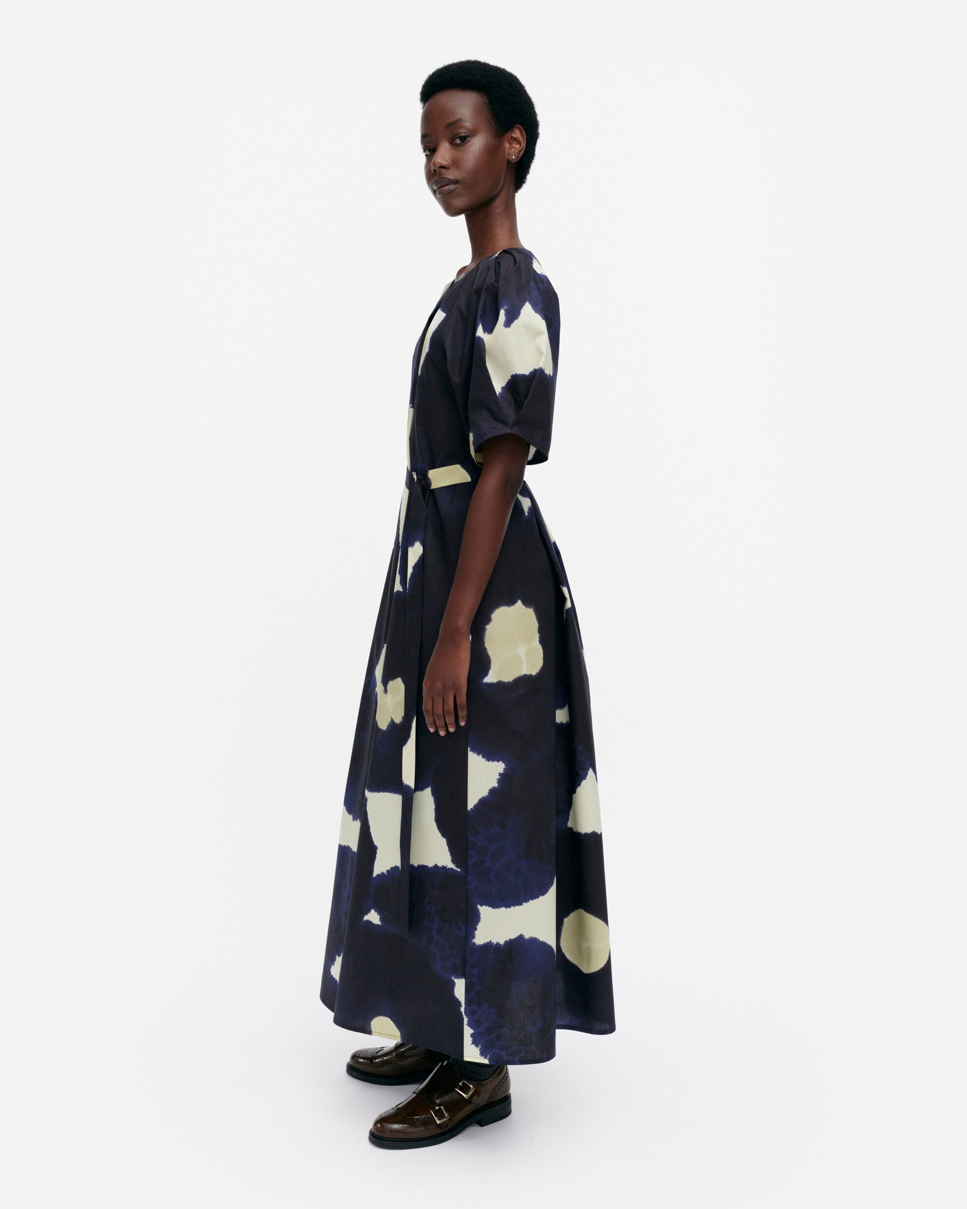 Robe Juhlinta Kehäkukka