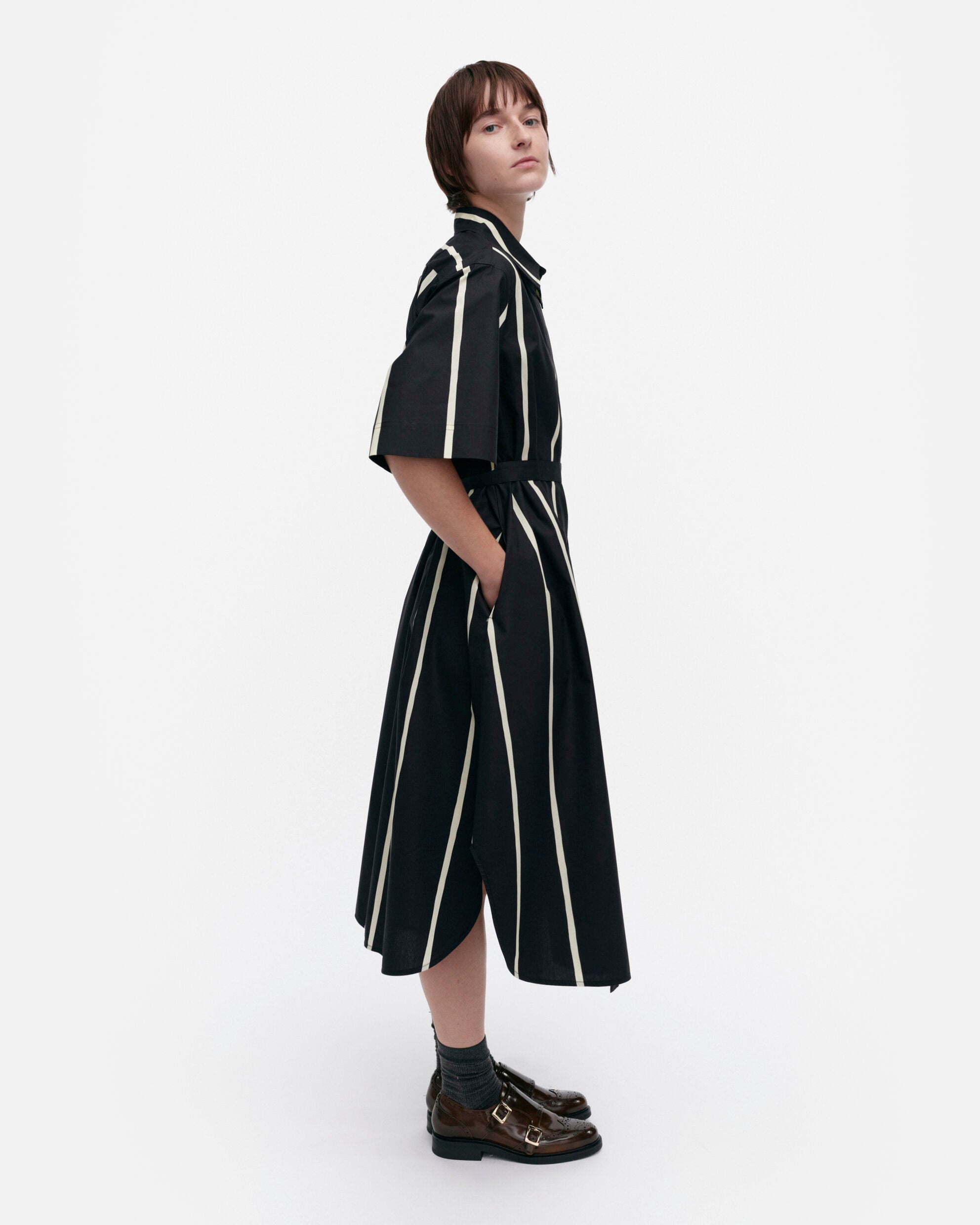 Paperi Puhveli dress