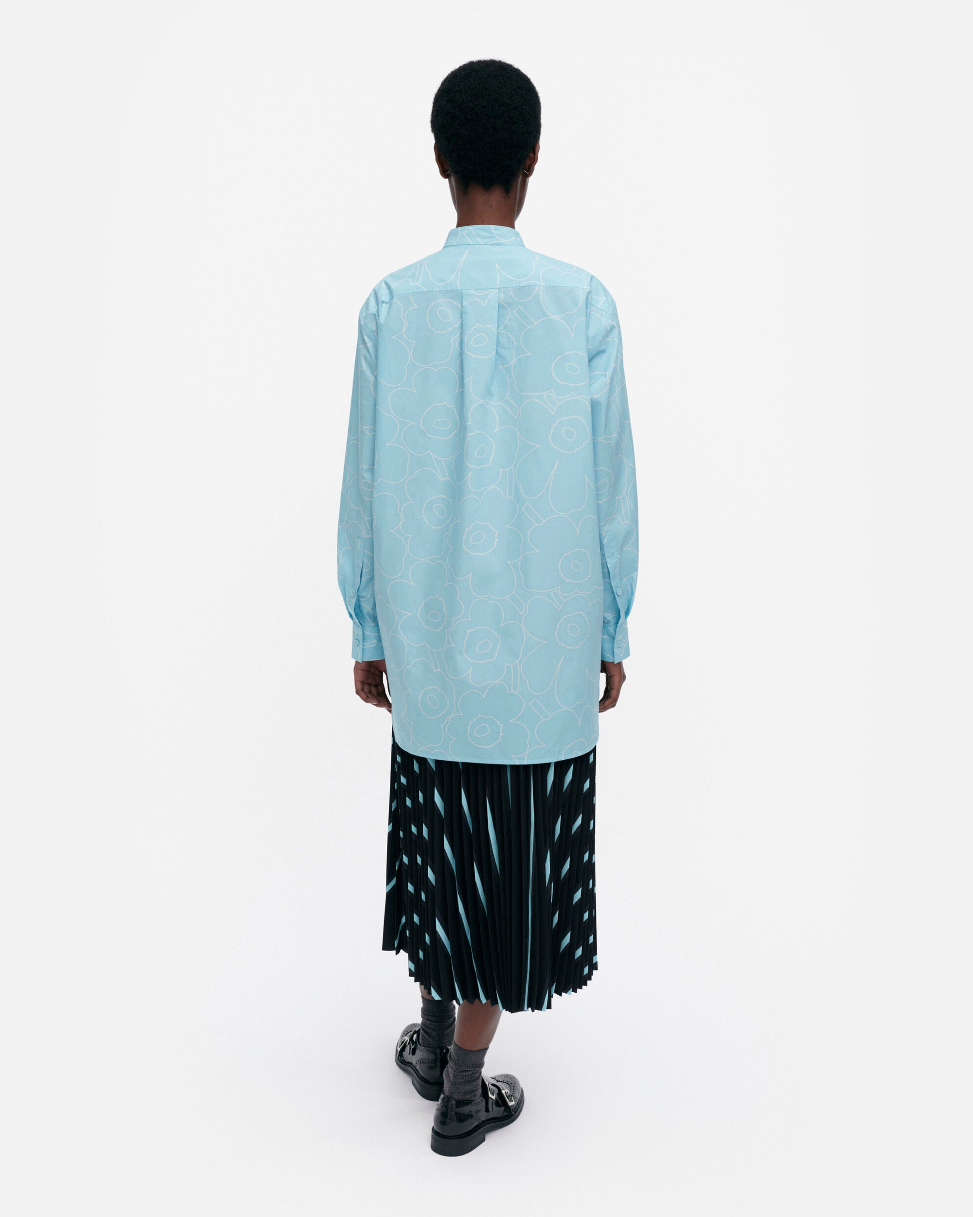 Rohkea Piirto Unikko shirt