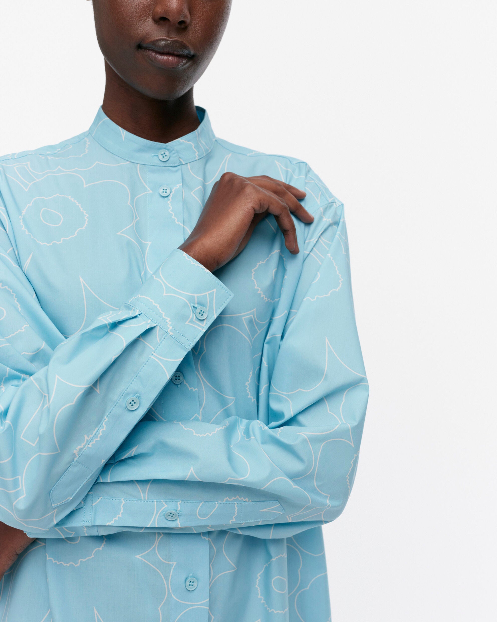 Rohkea Piirto Unikko shirt