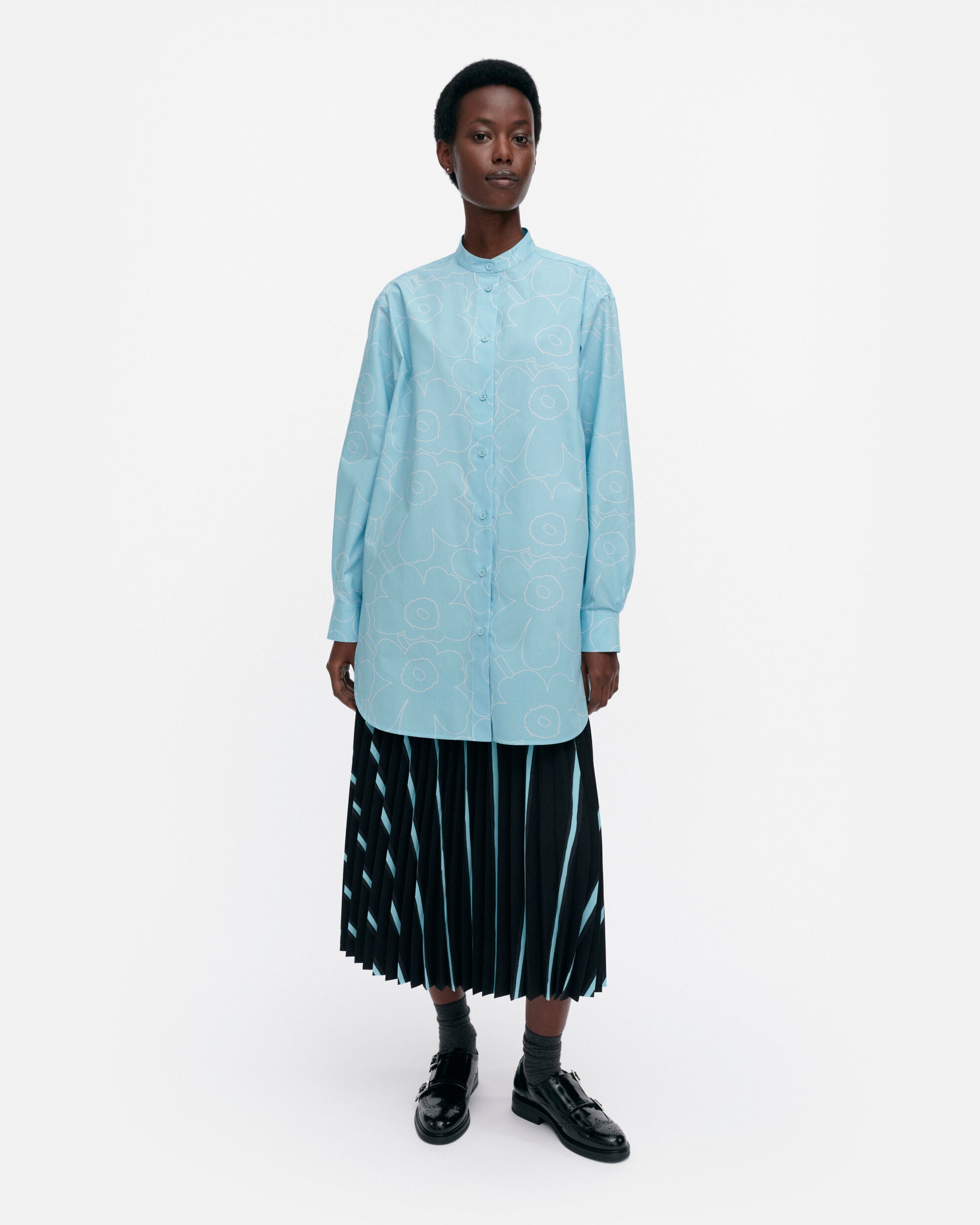 Rohkea Piirto Unikko shirt