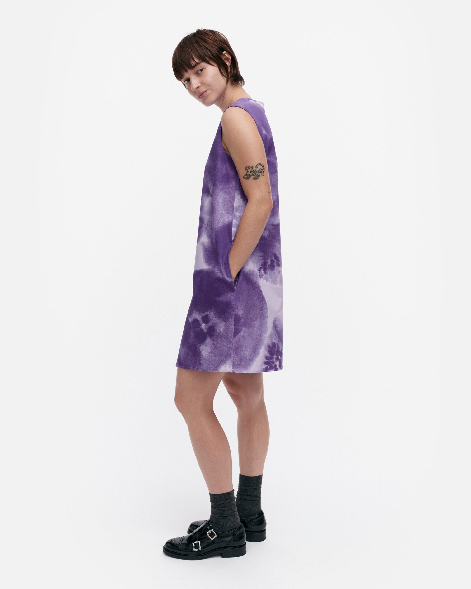 Siluetti Kehäkukka dress