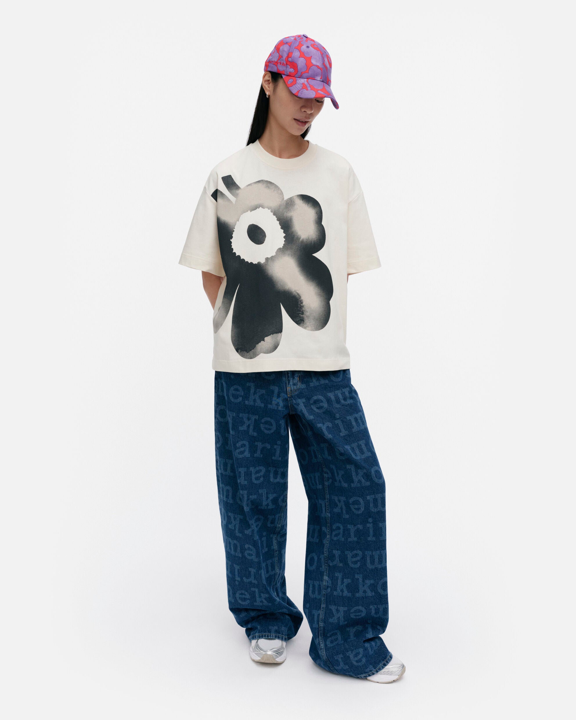 T-shirt en jersey Veisto Unikko Placement Kioski
