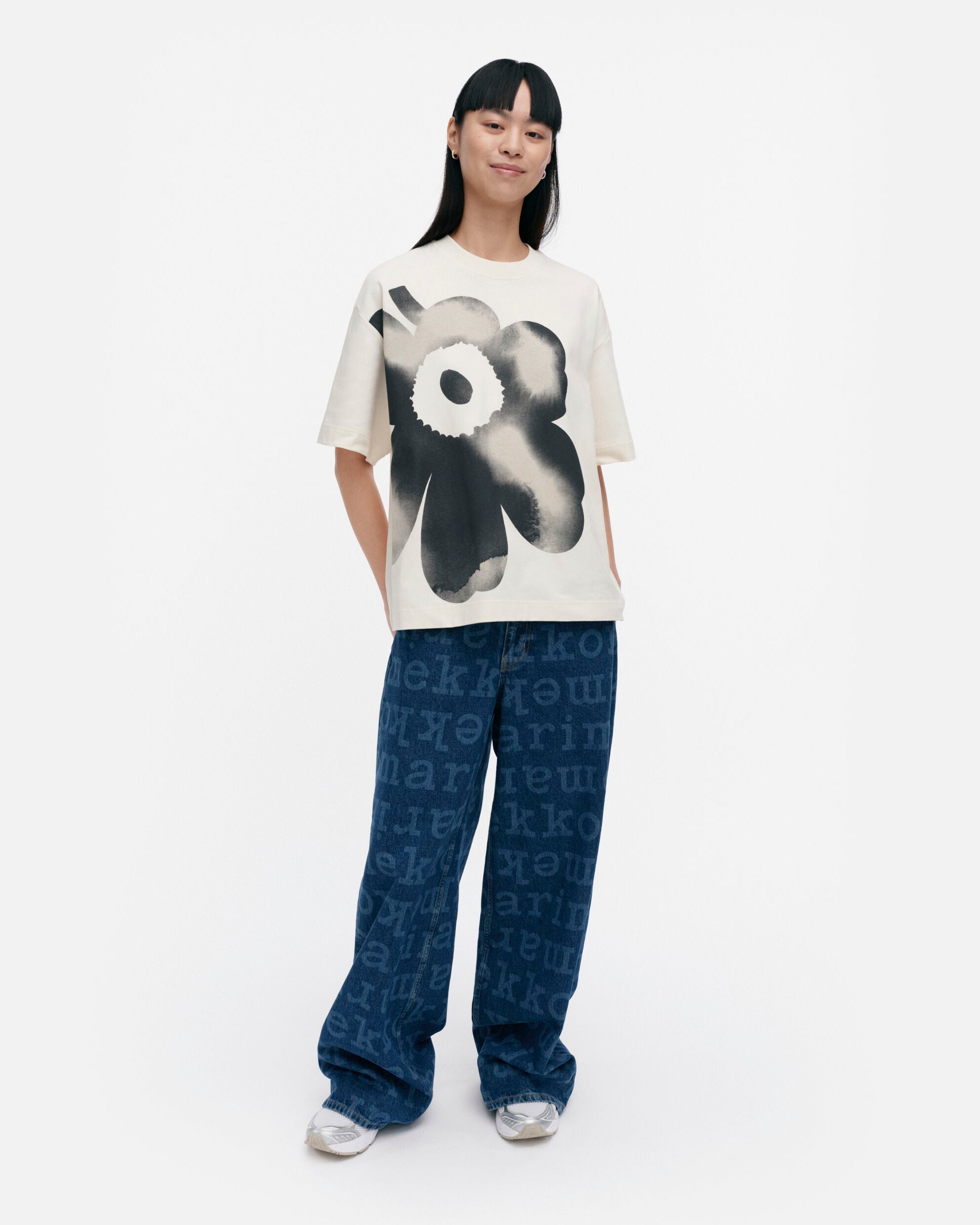 T-shirt en jersey Veisto Unikko Placement Kioski