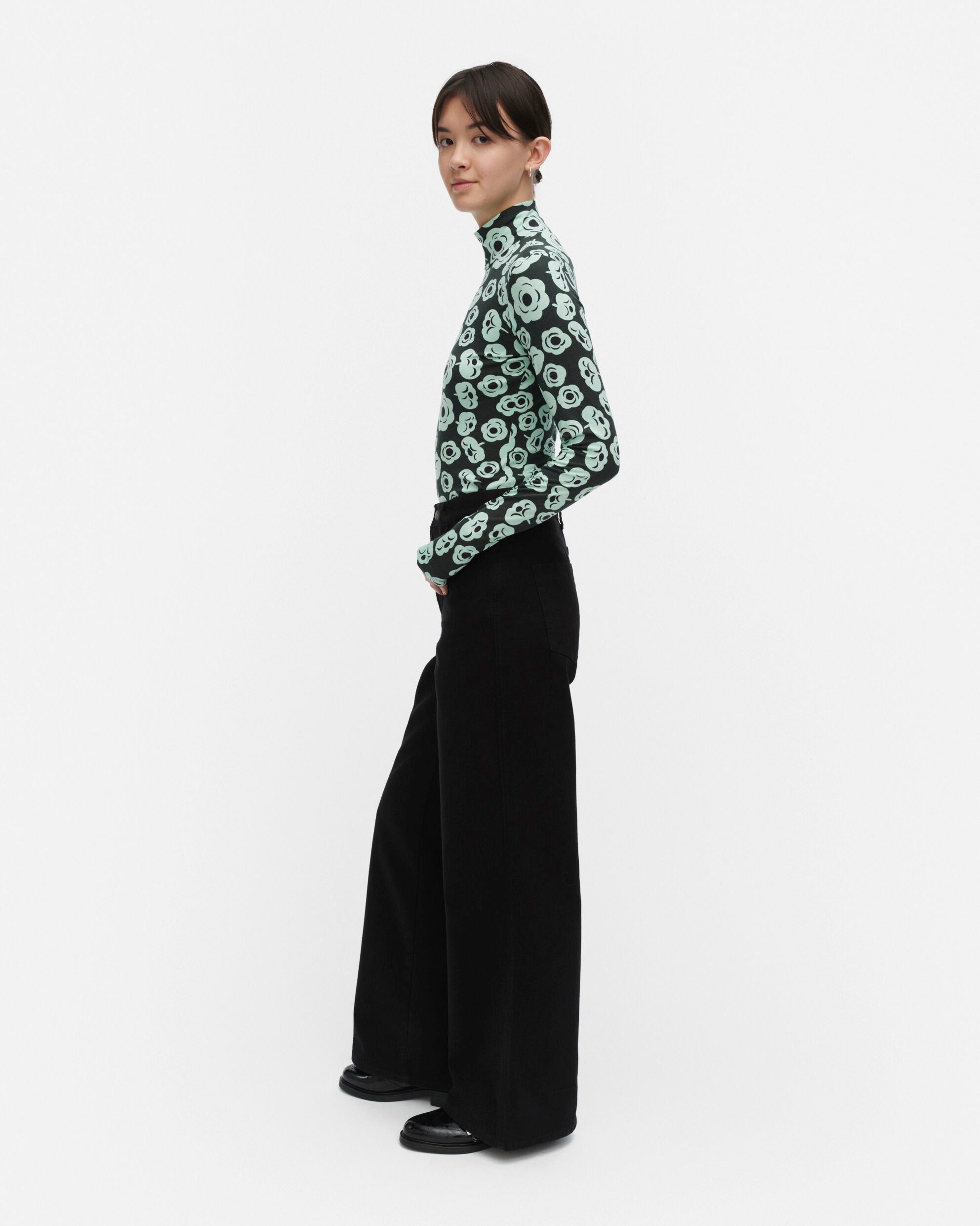 Chemise à col roulé Armas Tumma