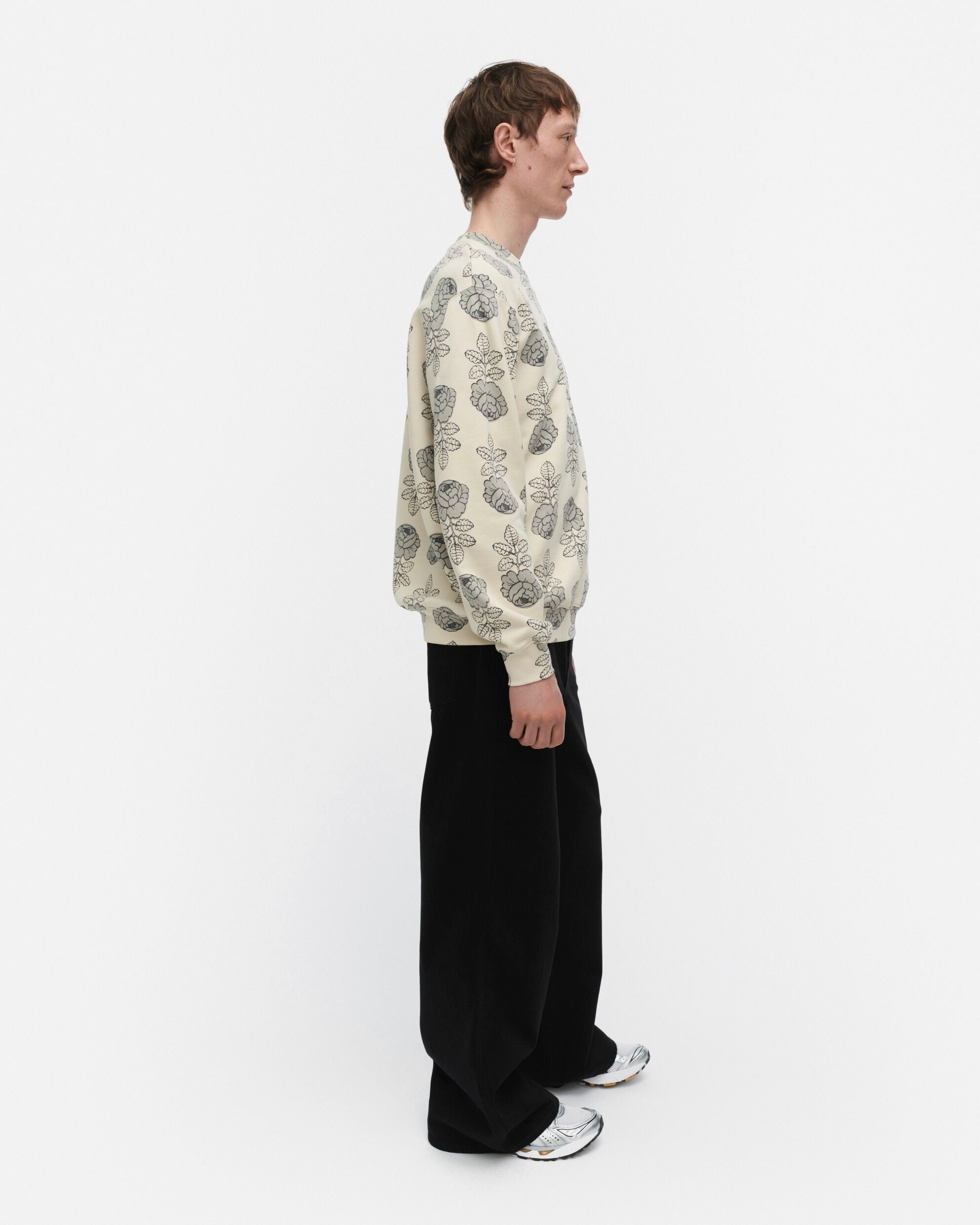 Loisto Vihkiruusu/ Kioski sweatshirt