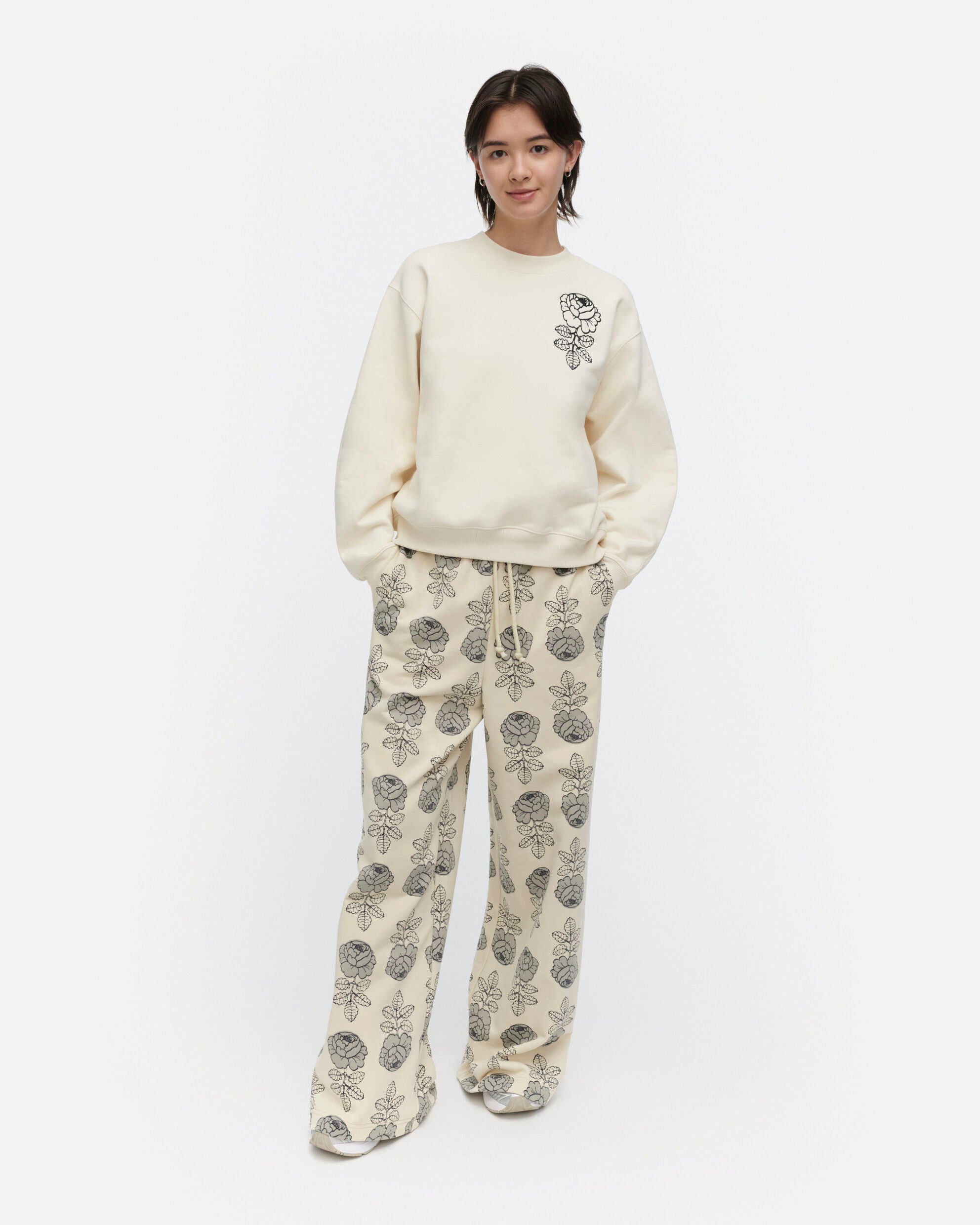marimekko Vihkiruusu スウェット Puuska Vihkiruusu Kioski sweatpants