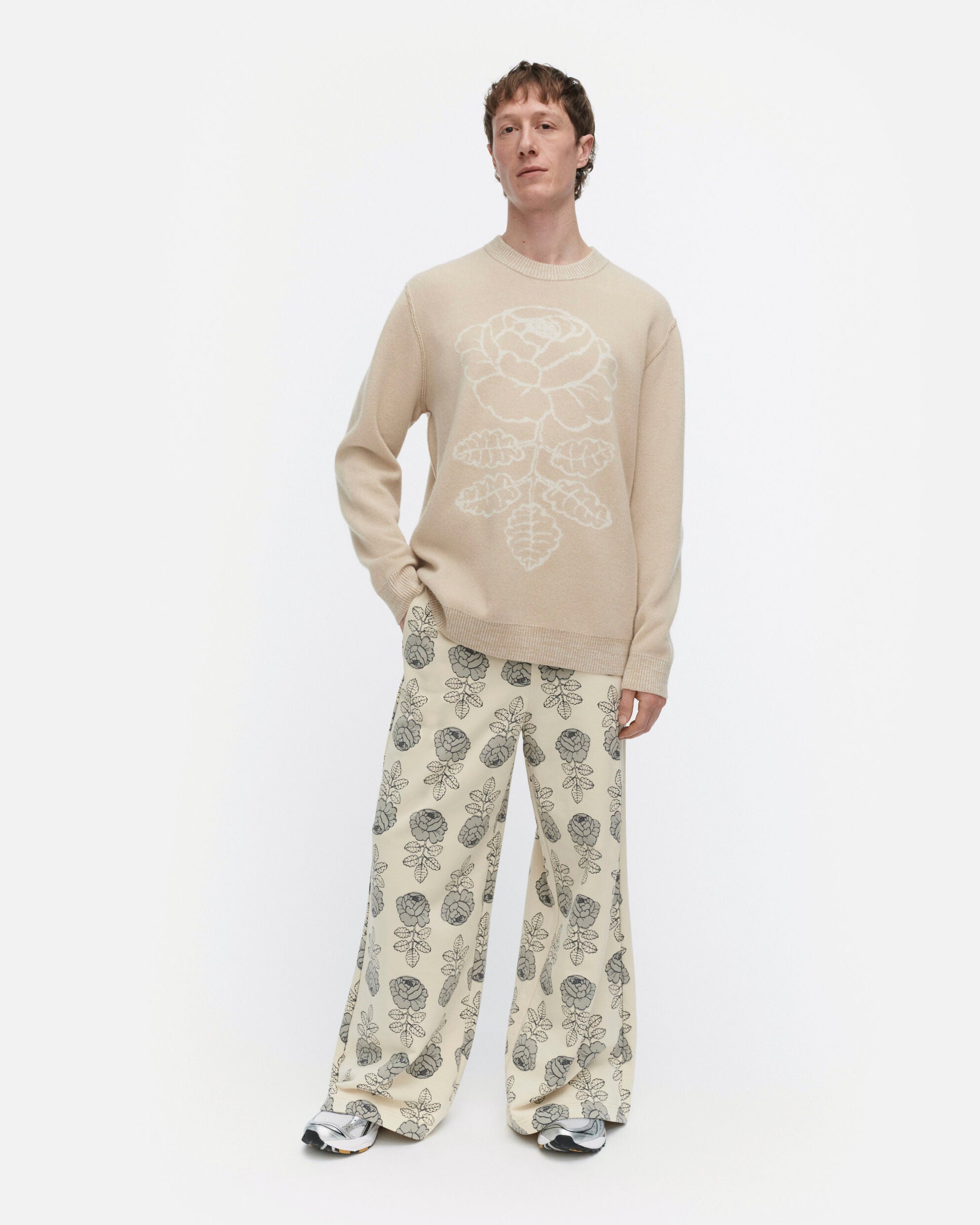 Rws Ruusut Vihkiruusu Knitted wool pullover