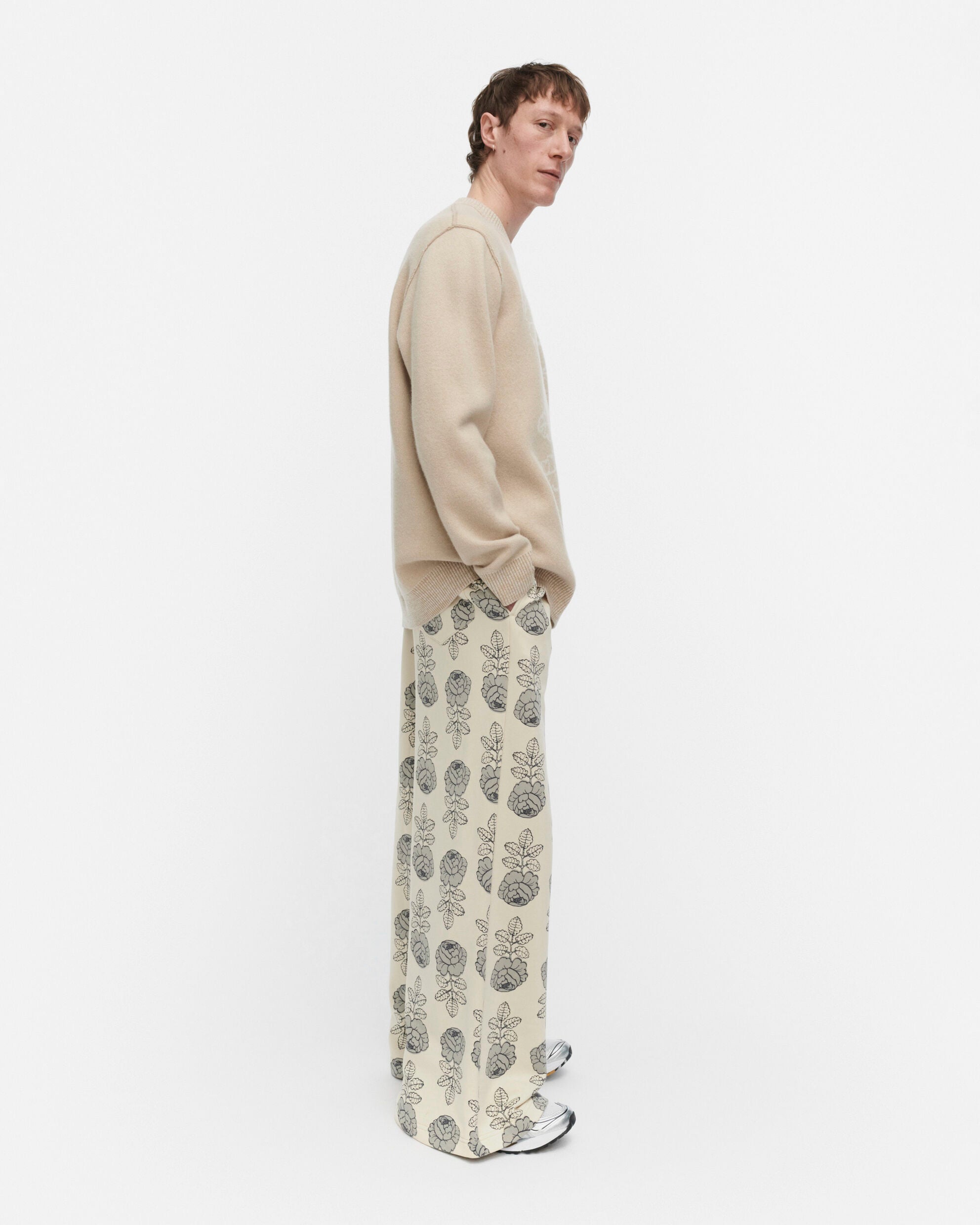 Rws Ruusut Vihkiruusu Knitted wool pullover