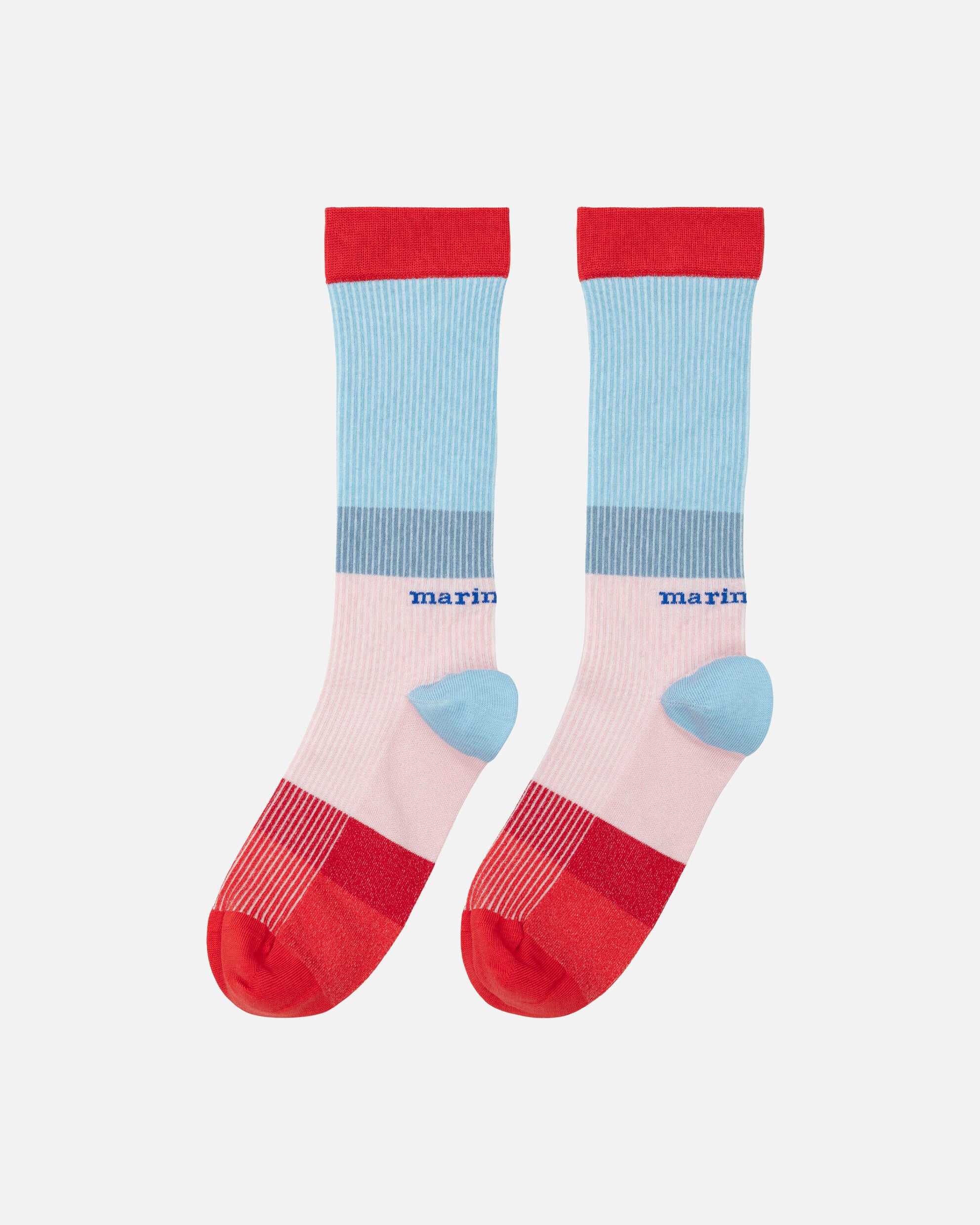 Fakta Hennika Socks