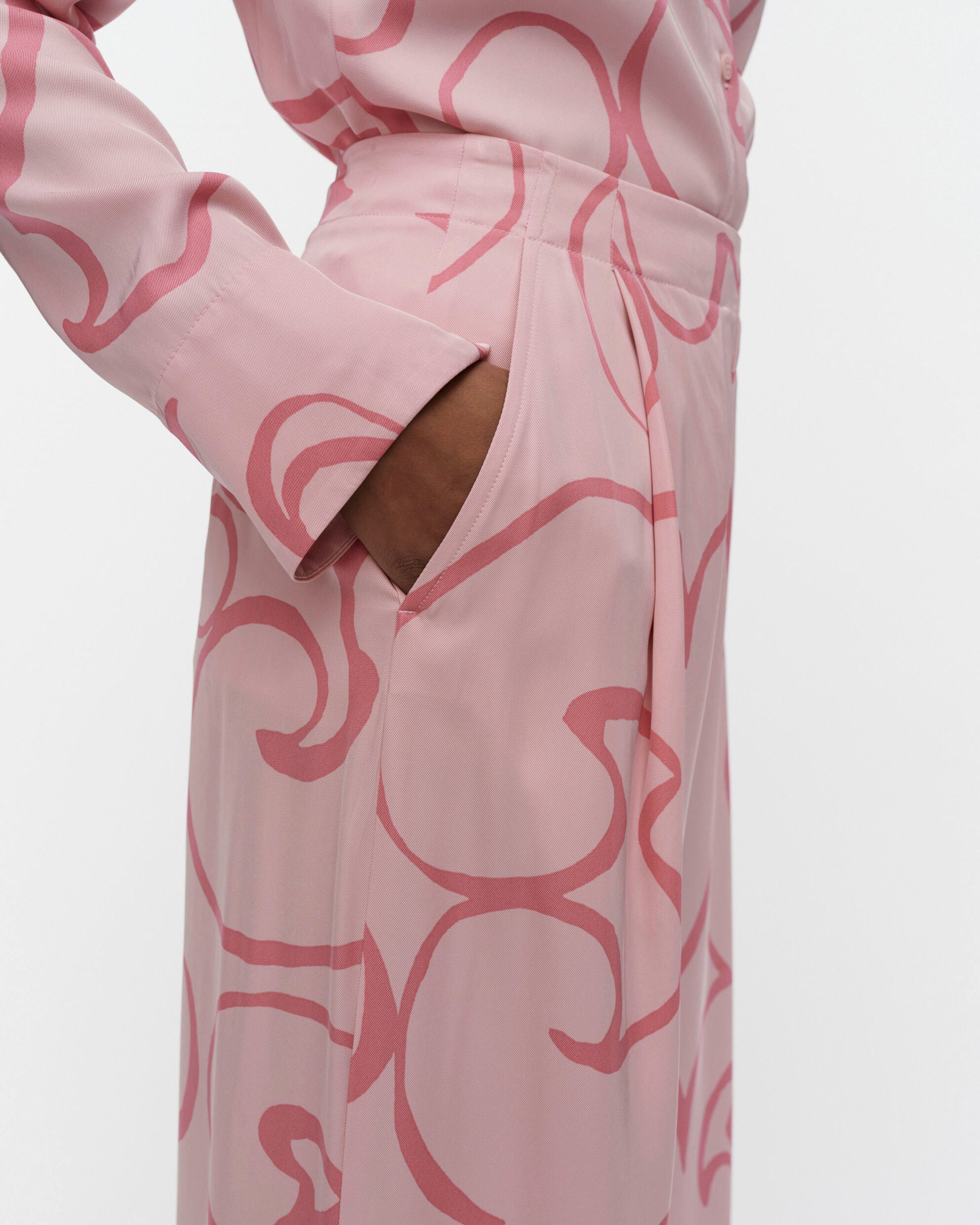 Nähtävyys Keidas Trousers