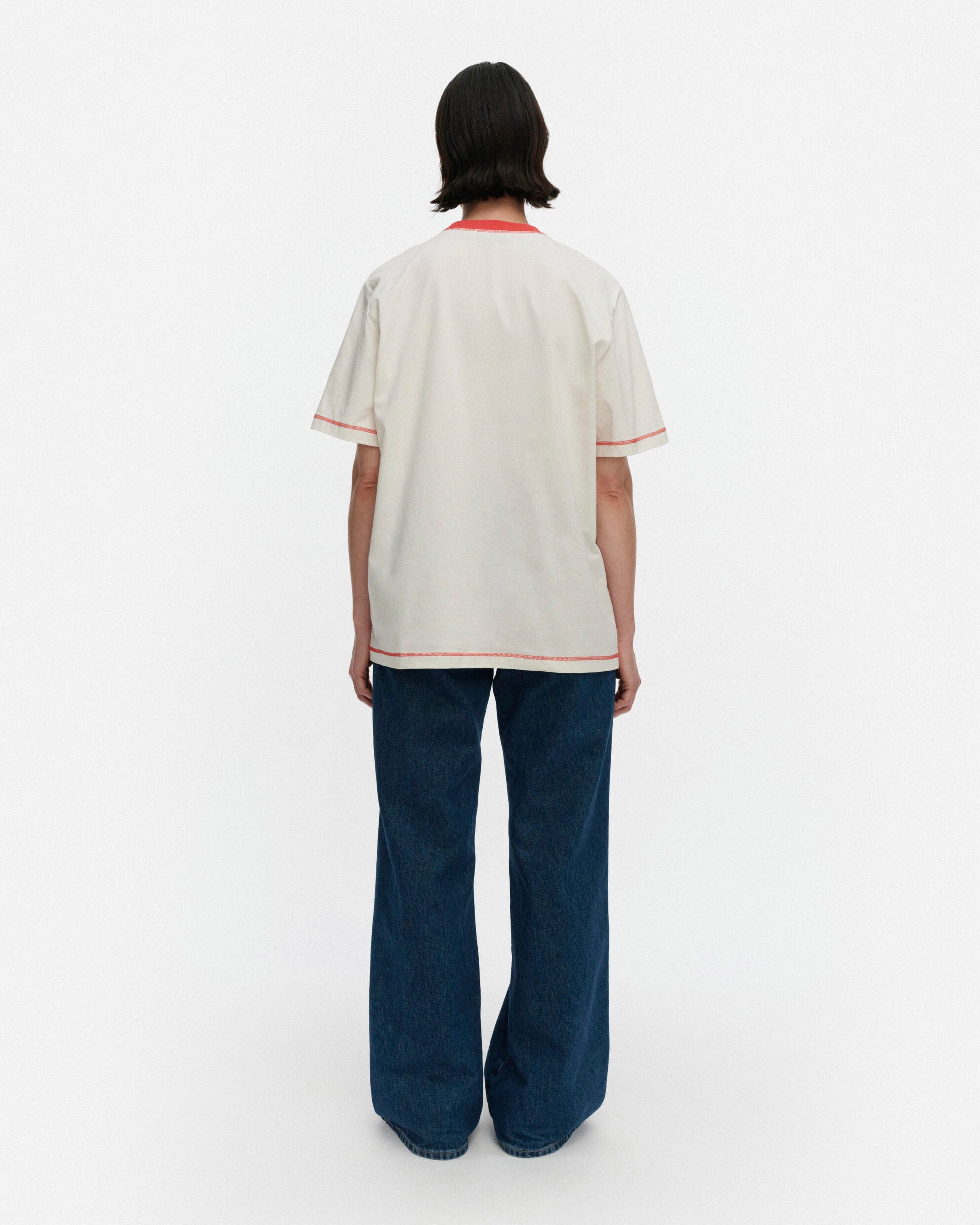 Tarttua Unikko Placement Kioski t-shirt