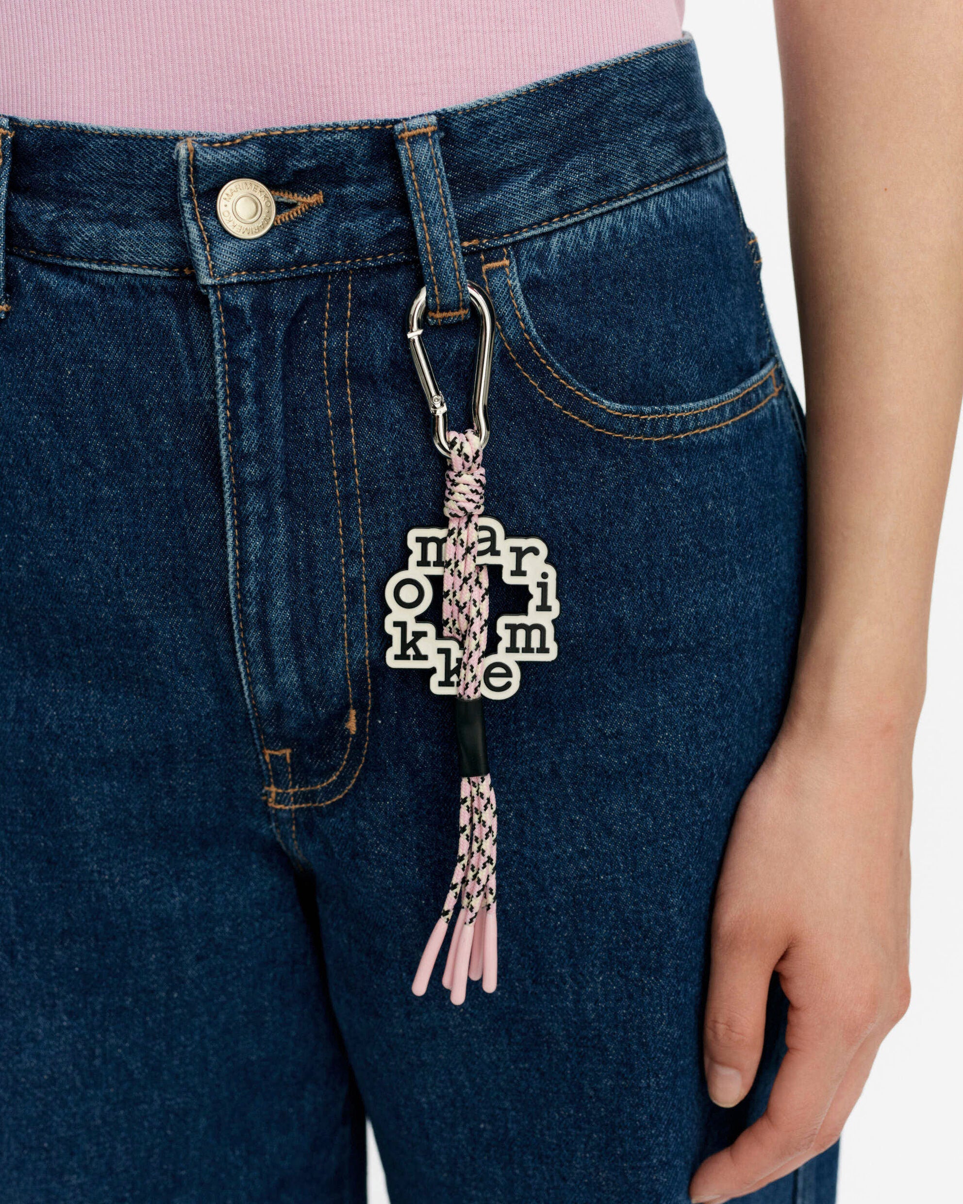 Leijua Kioski key chain