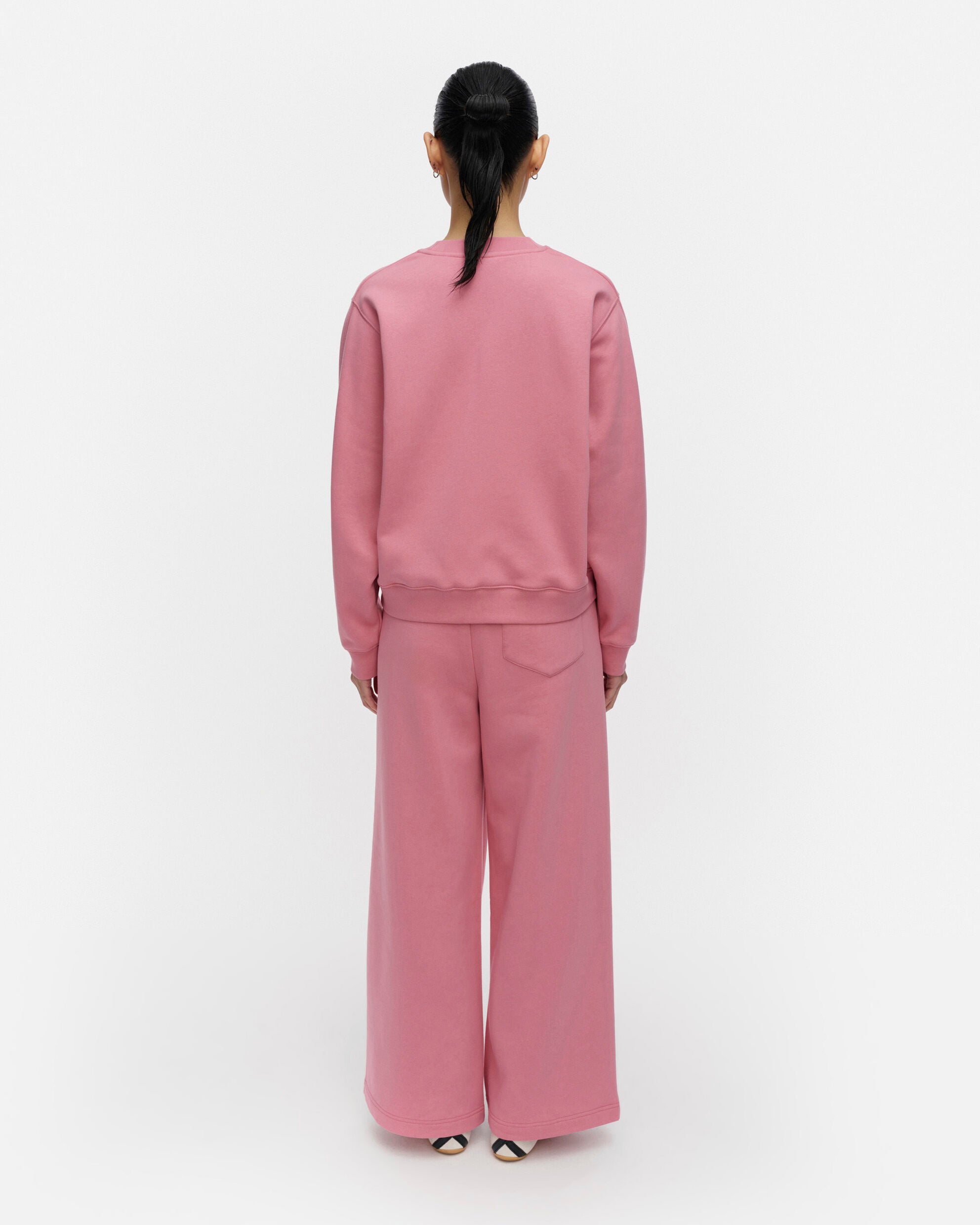 Kikapo Logo Placement sweatpants