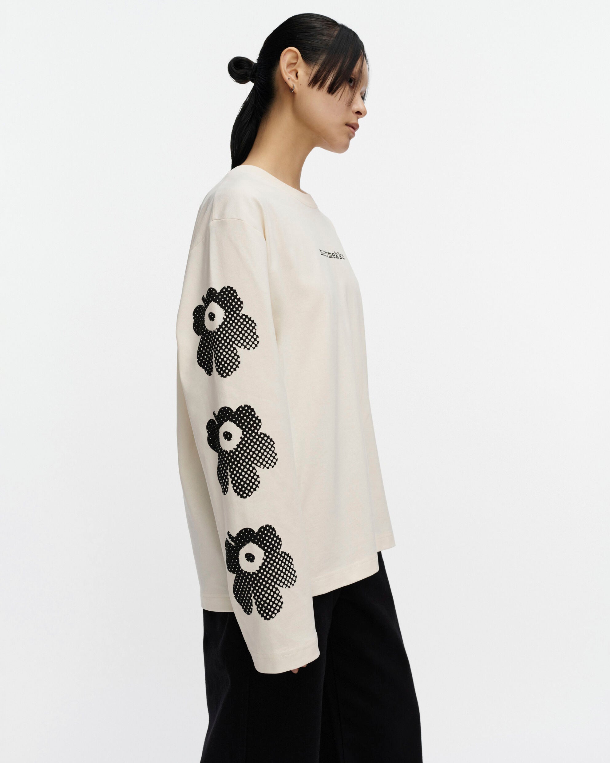 Sekvenssi Unikko Placement Kioski jersey shirt