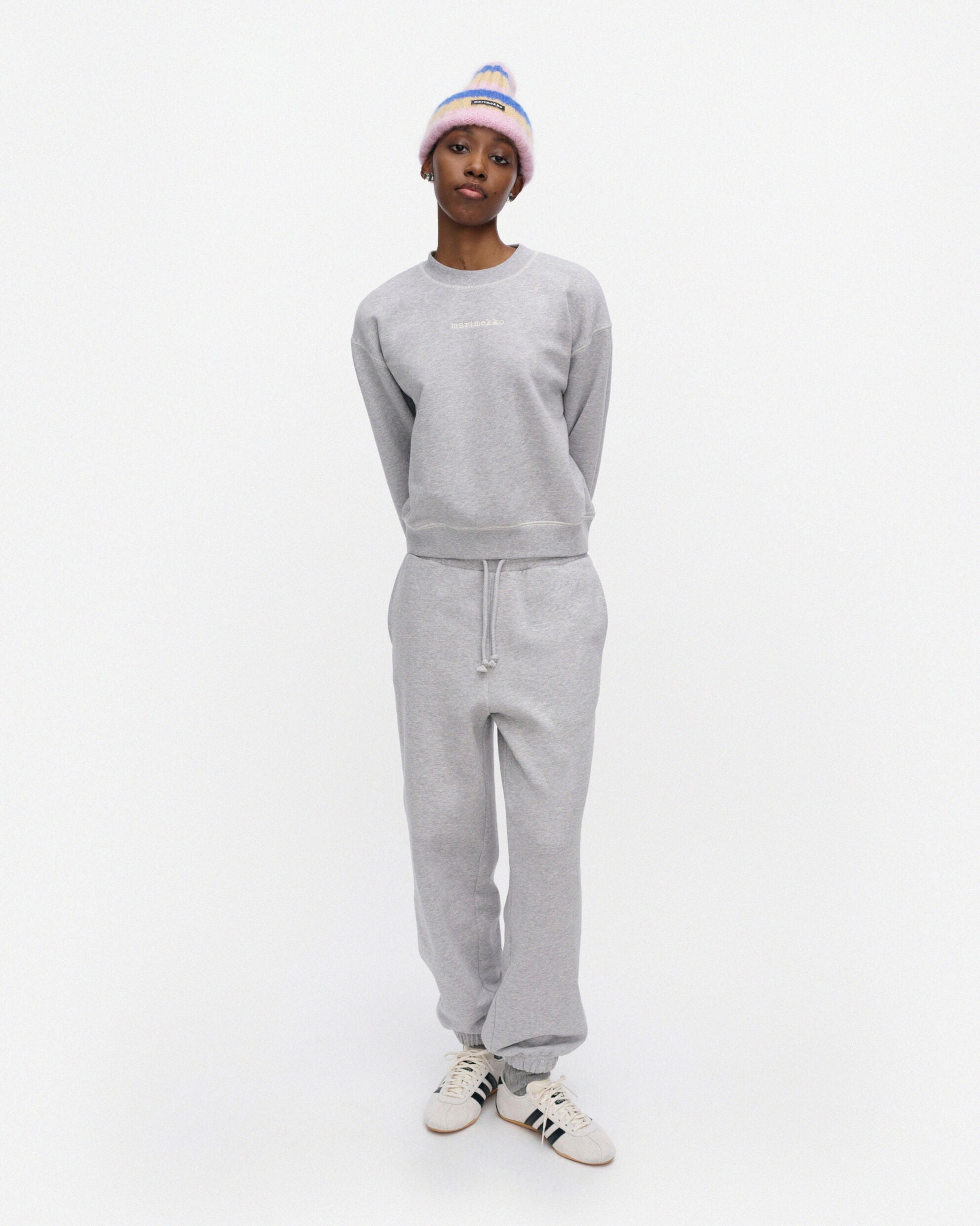 Laulut Logo Placement Kioski sweatshirt