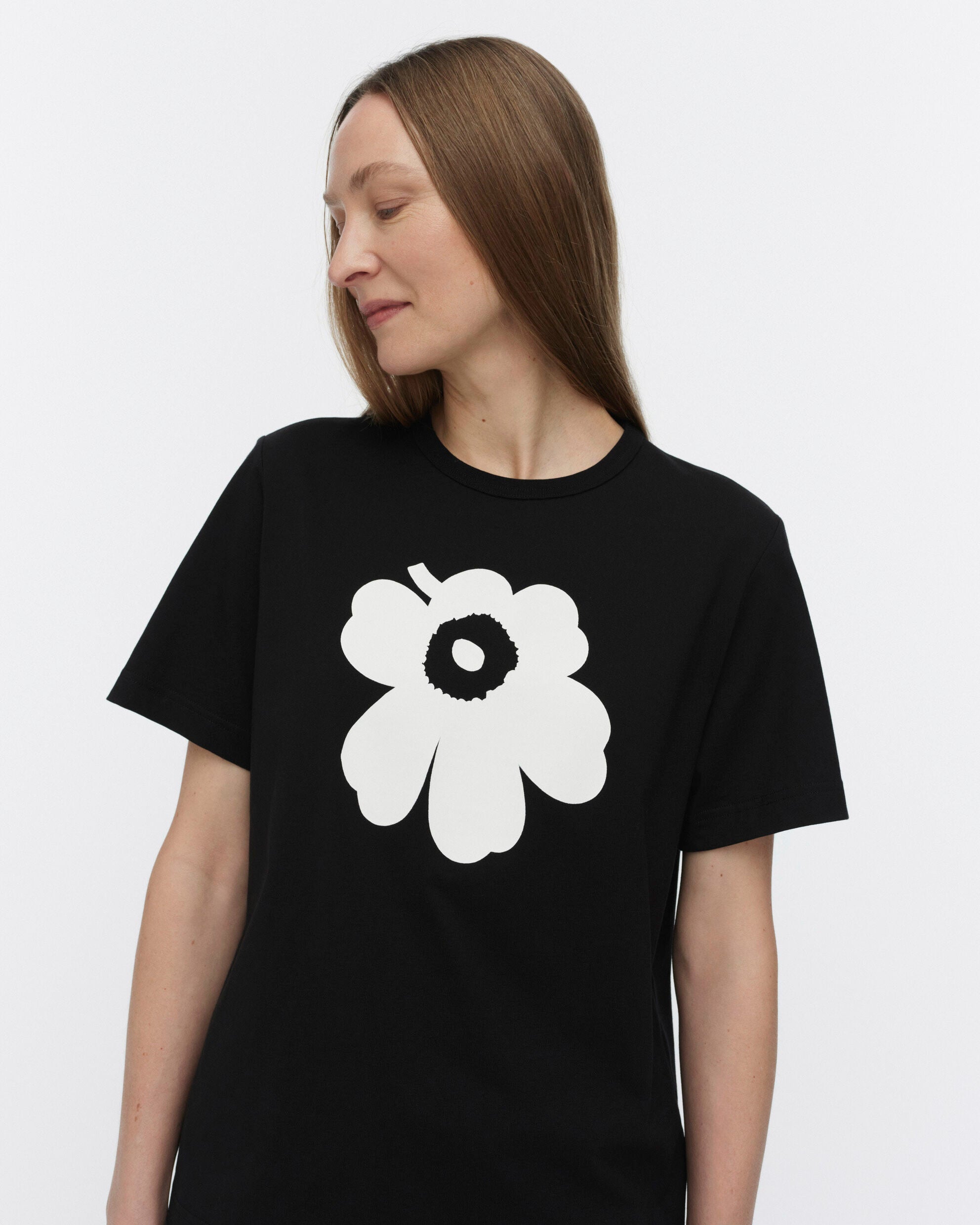 T-shirt Kioski Erna Unikko Placement