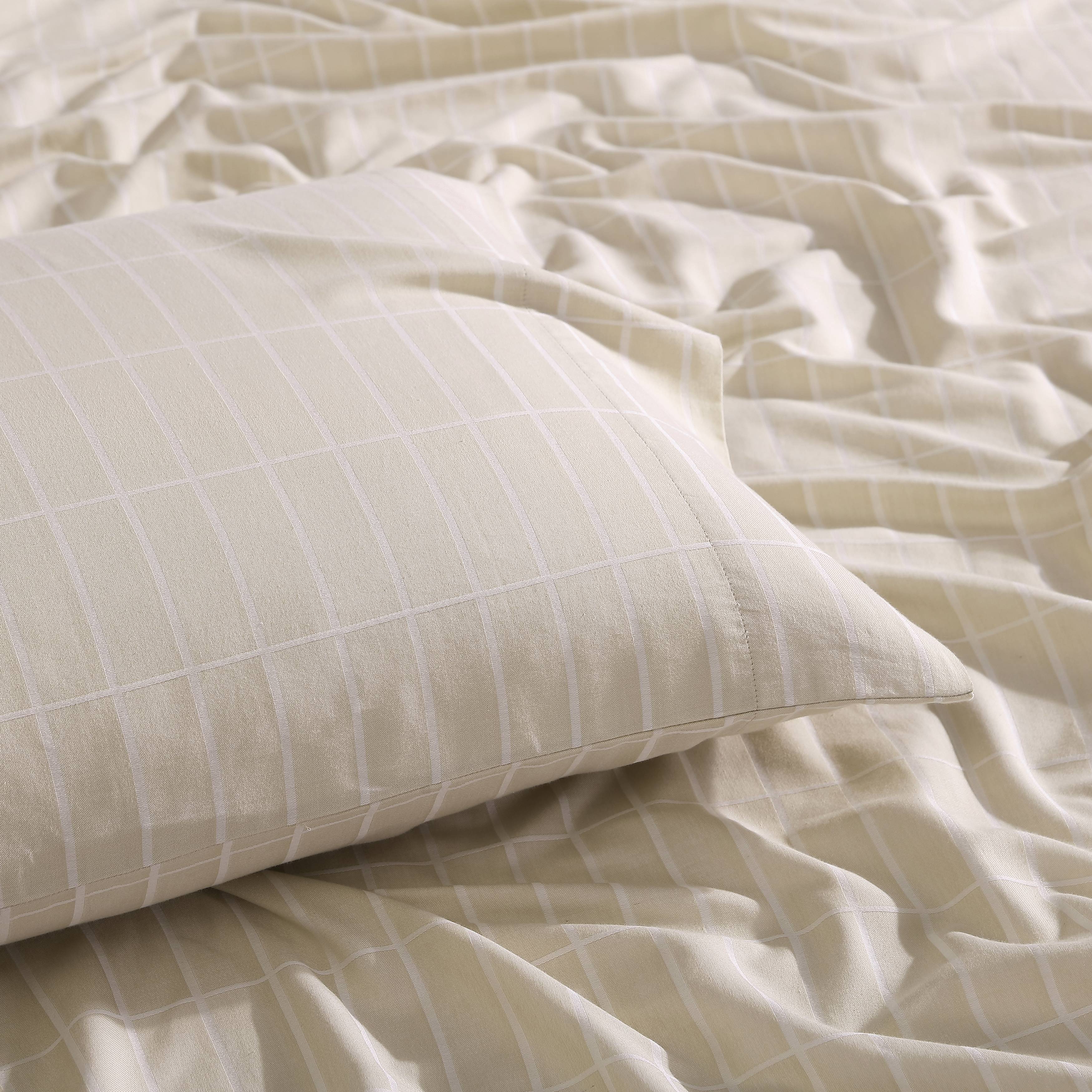 Marimekko Pieni Tiiliskivi Open Light Beige King Sheet Set