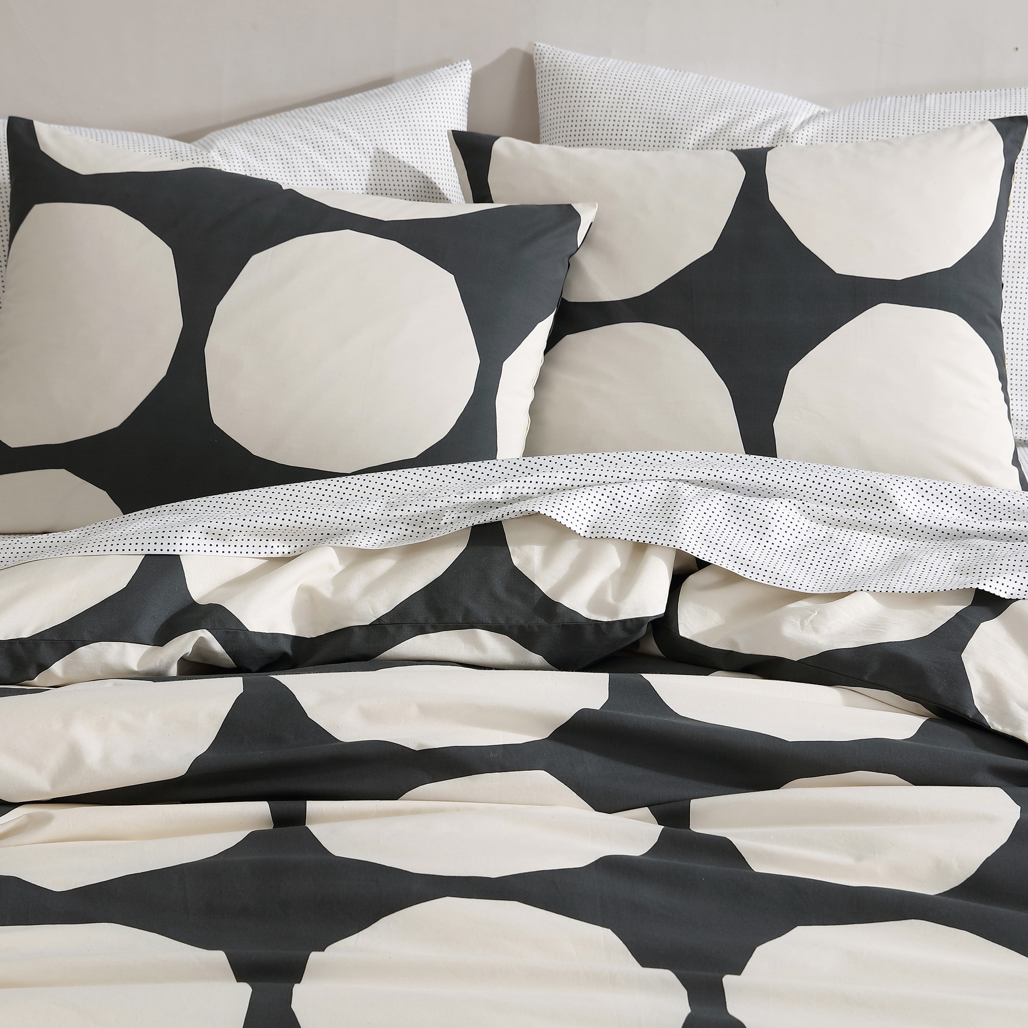 Marimekko Kivet Open Dark Grey King Duvet Cover Set