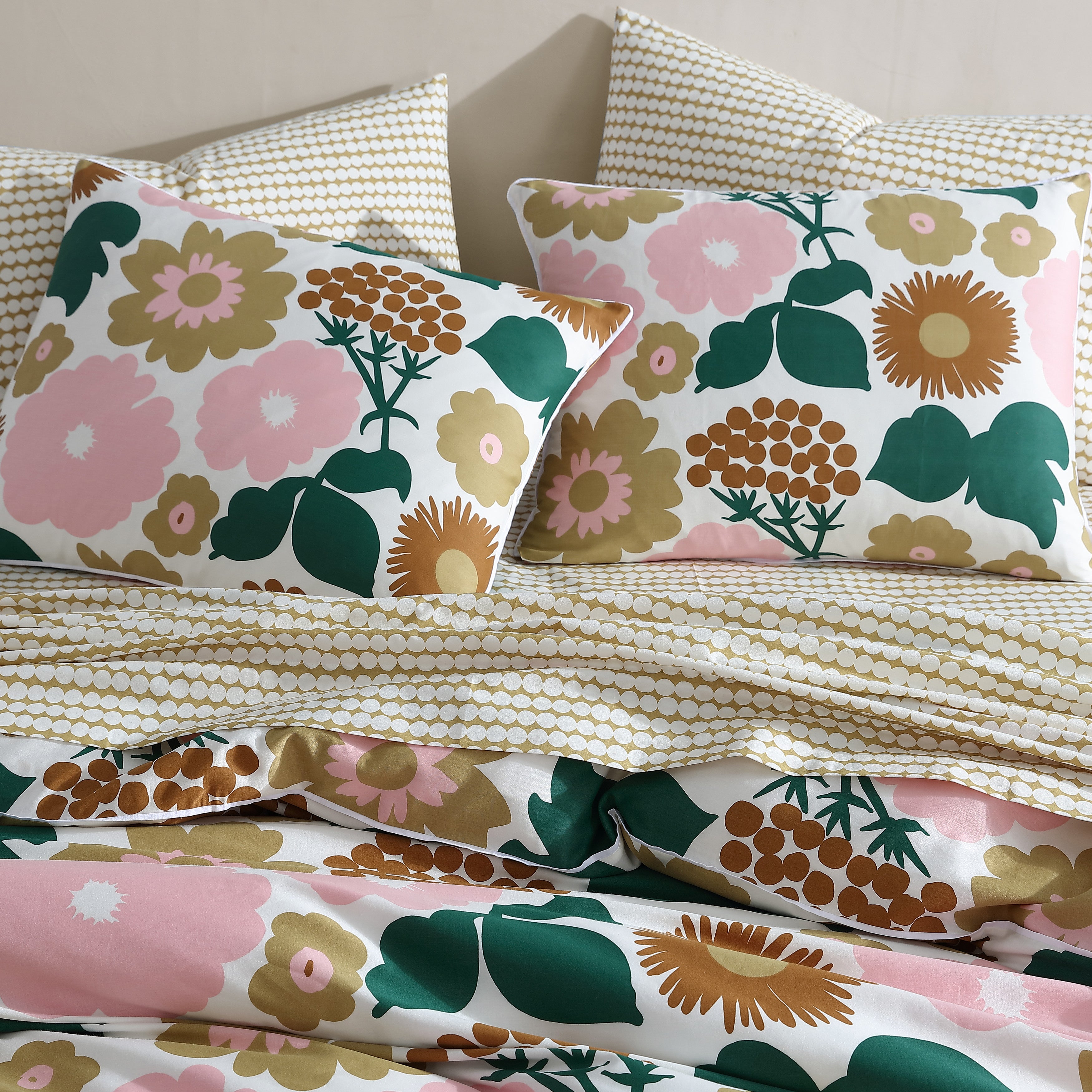 Marimekko Pieni Kukkatori Multi Full Queen Duvet Cover Set
