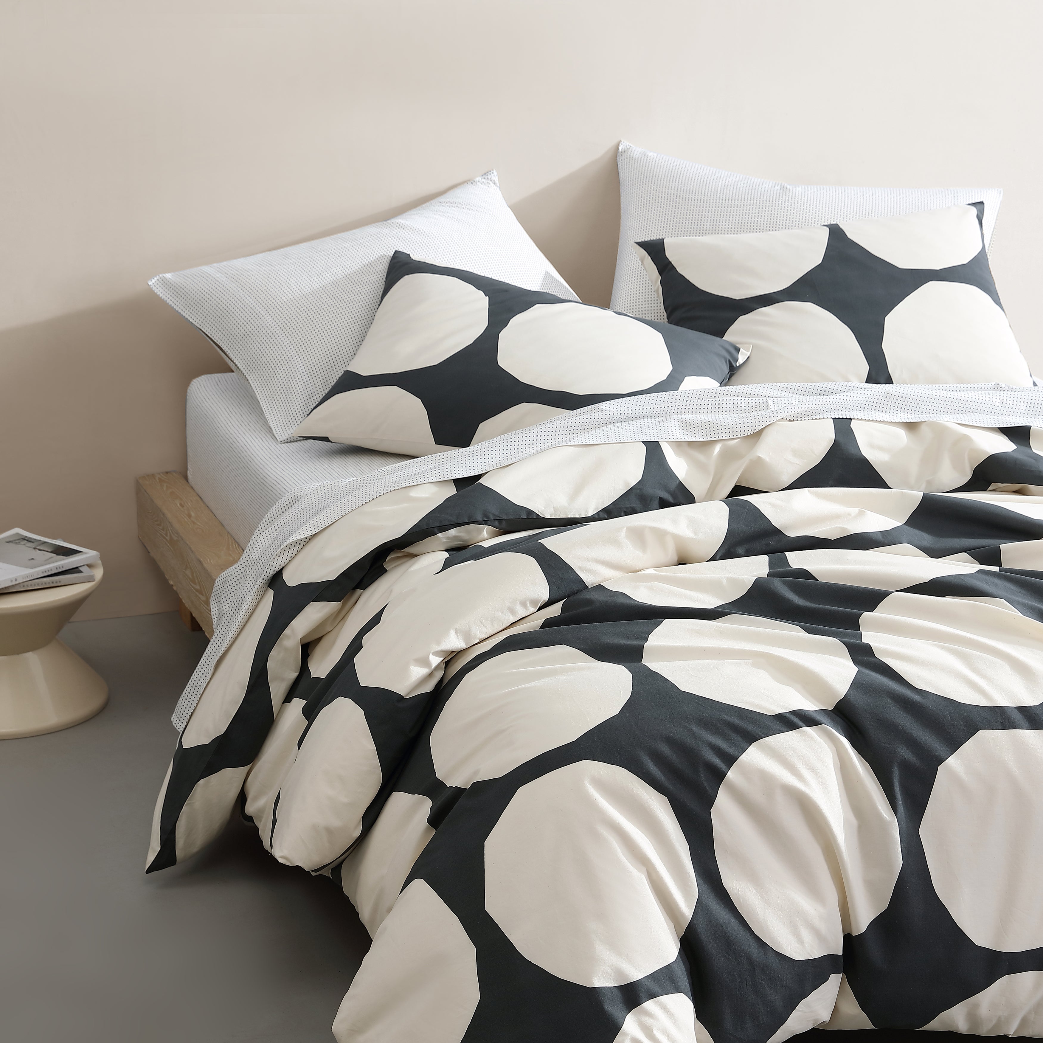 Marimekko Kivet Open Dark Grey King Duvet Cover Set