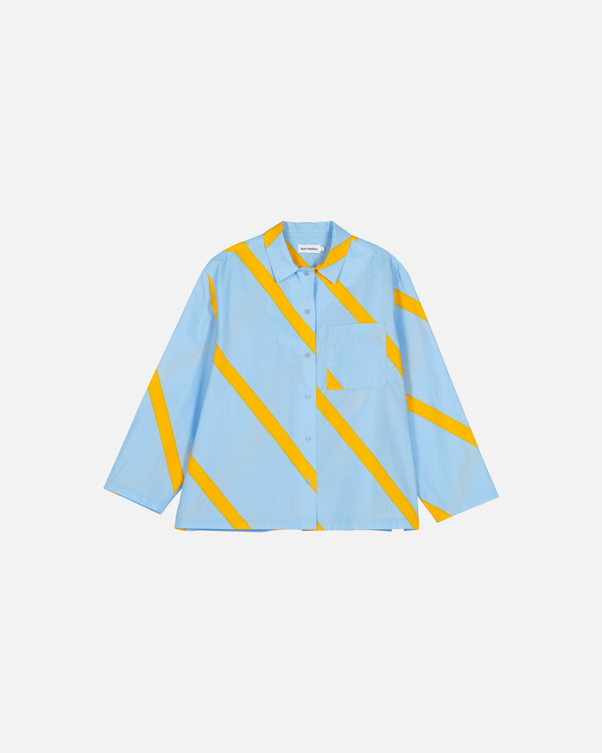 Heili Basso / Laila Gohar pour la chemise de pyjama Marimekko