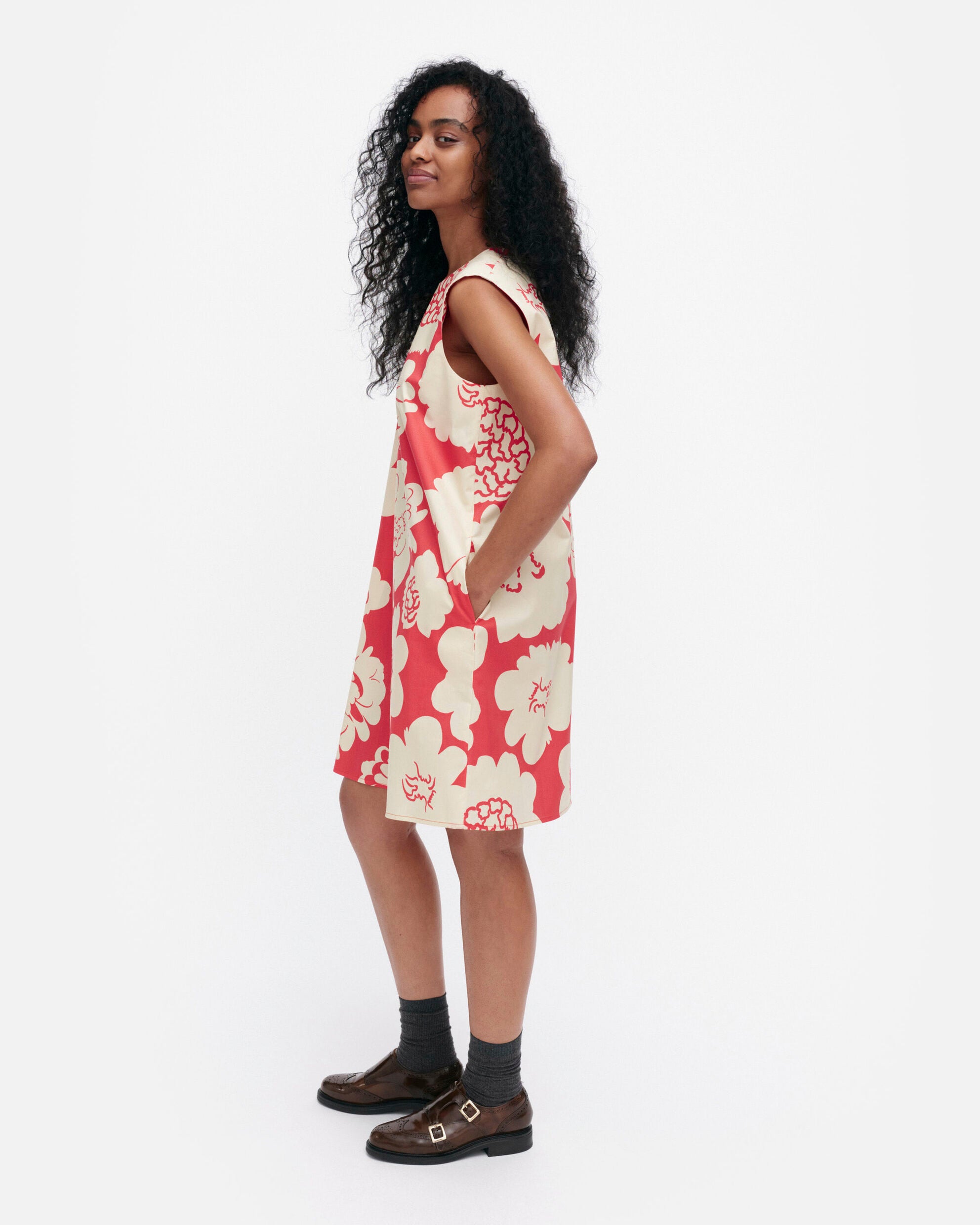 Siluetti Pioni dress