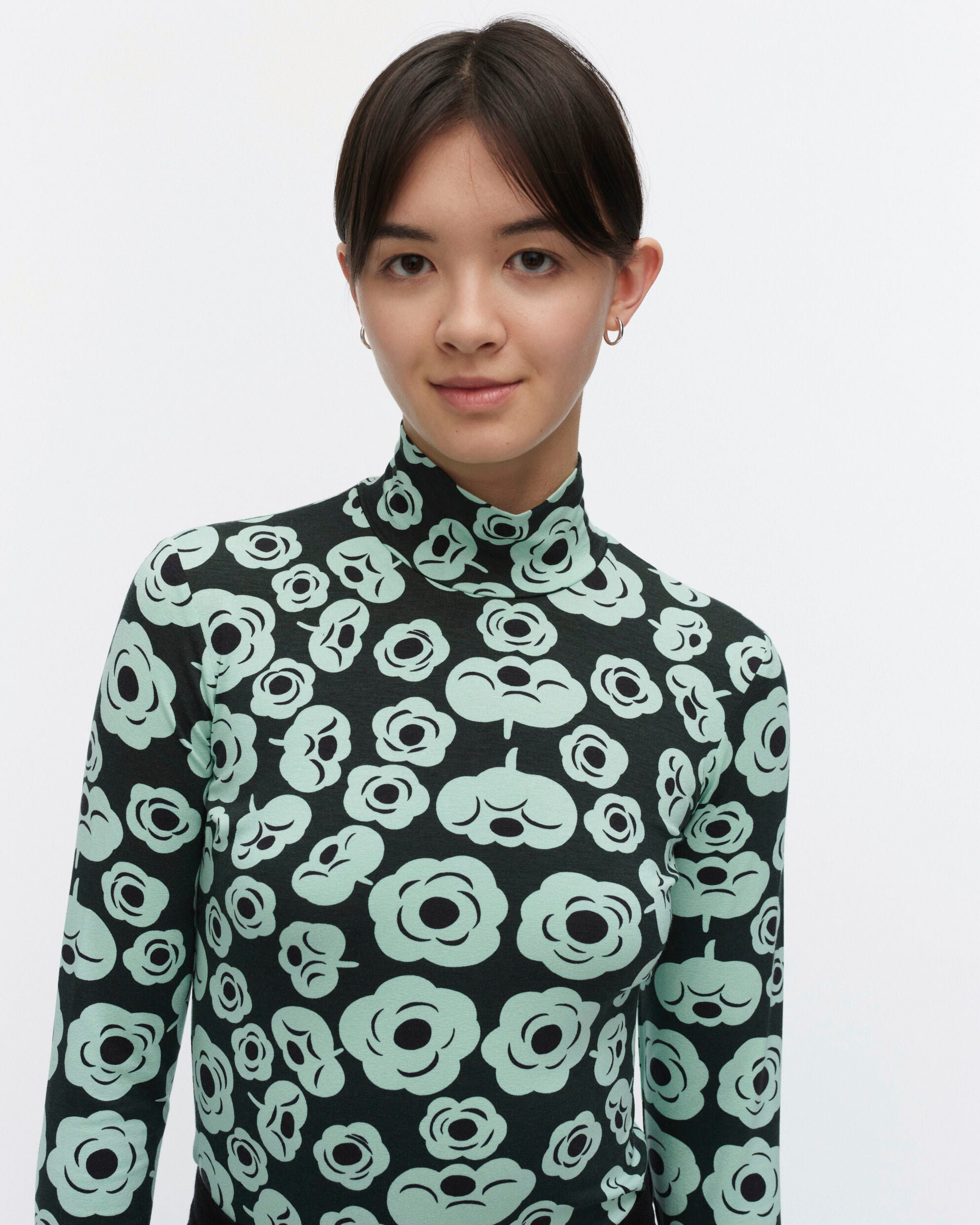 Chemise à col roulé Armas Tumma