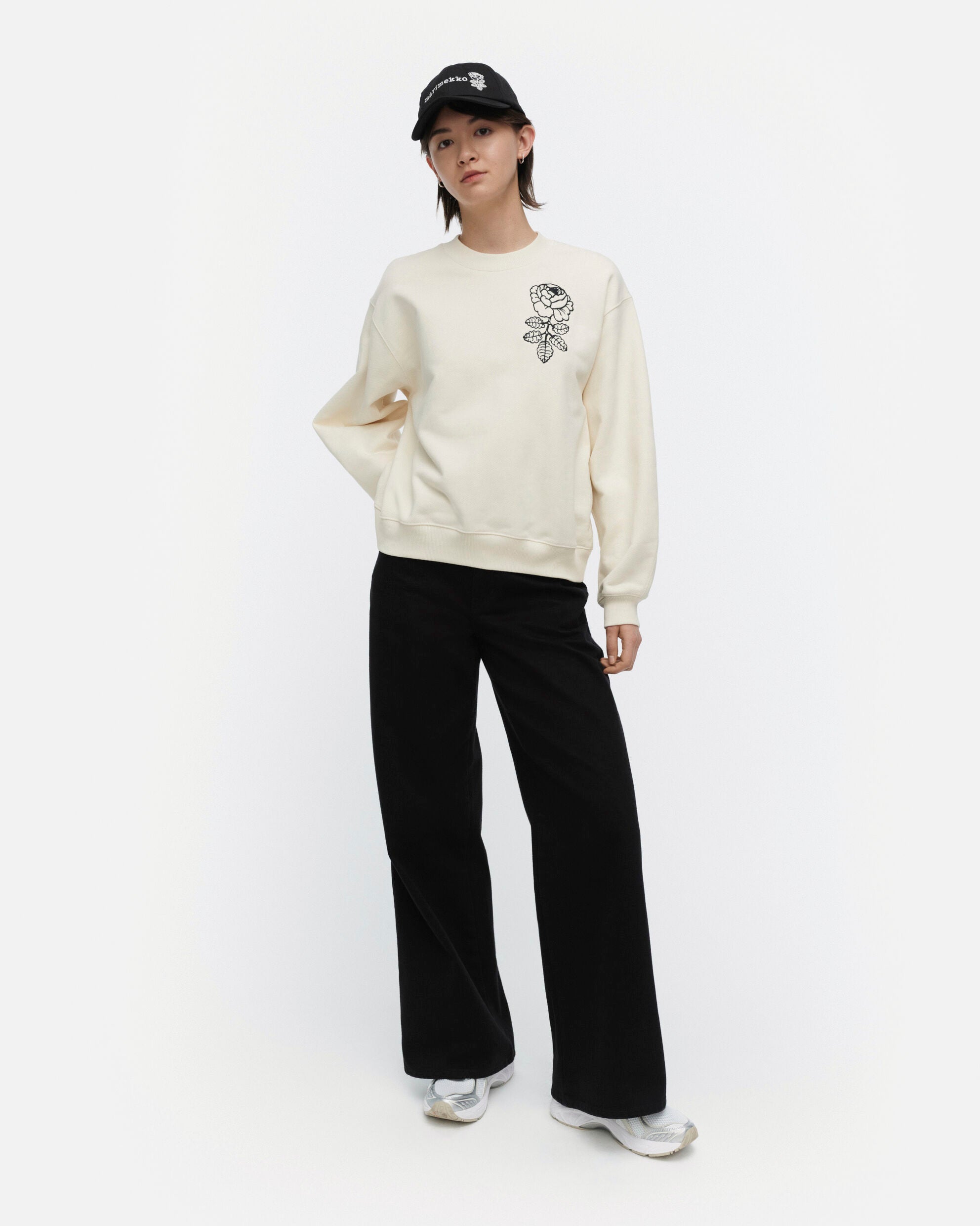 Hiutale Vihkiruusu Placement Kioski sweatshirt