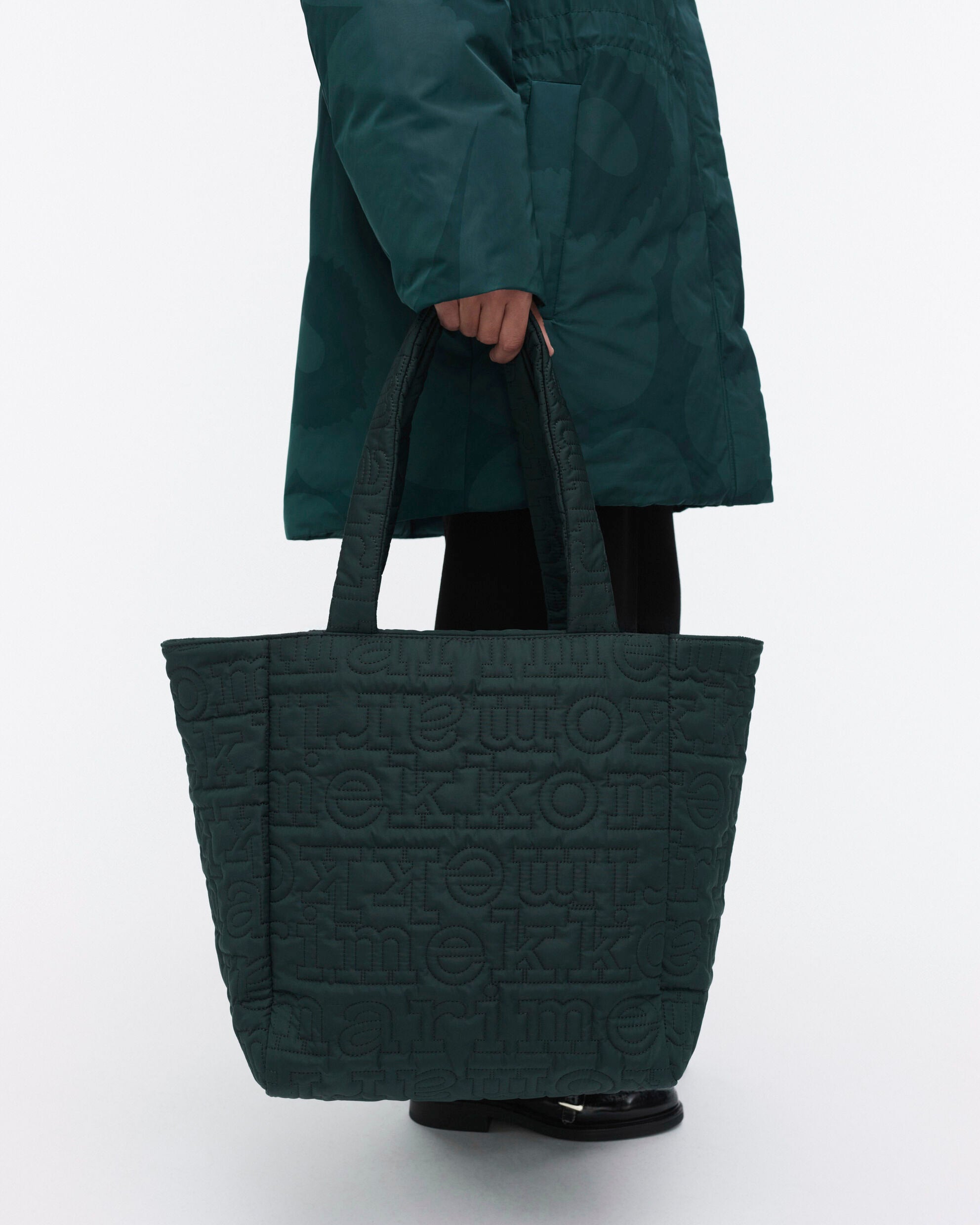Joy Tote M Logo Bag