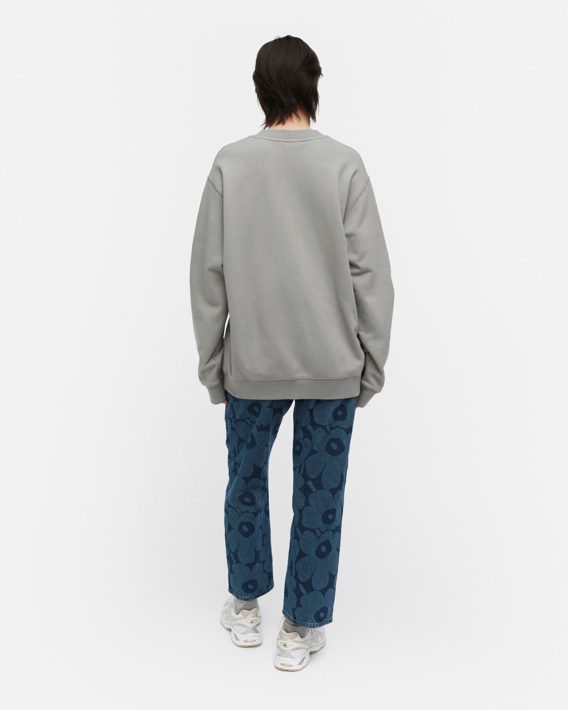 Loisto Unikko Placement Kioski sweatshirt
