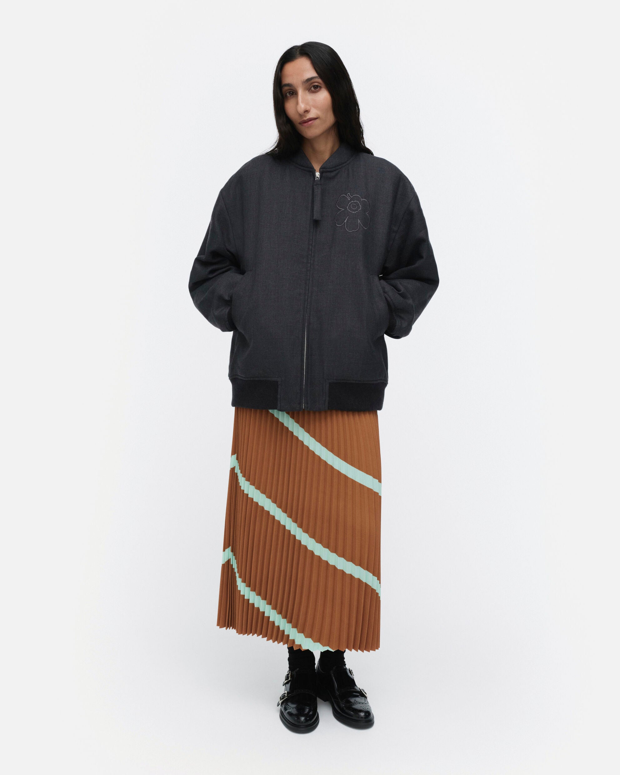 Veste Monumentti en laine vierge