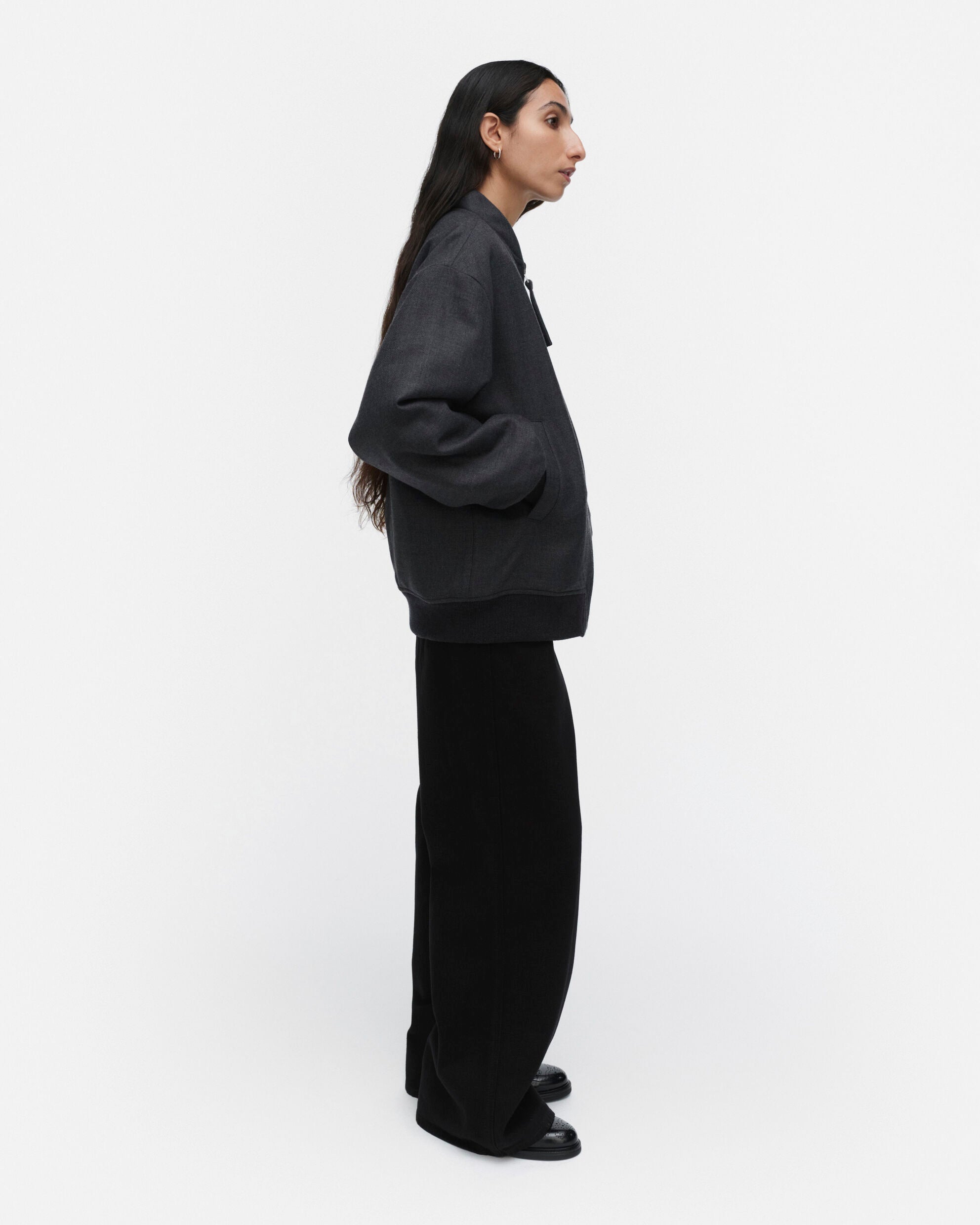 Veste Monumentti en laine vierge
