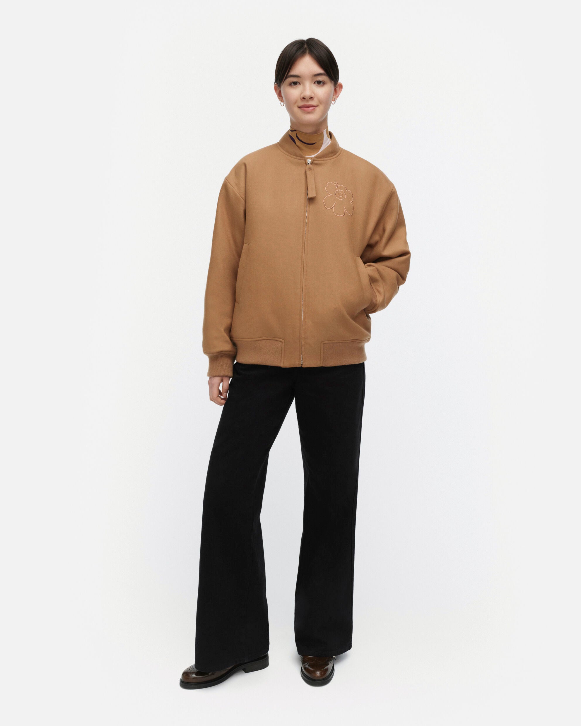 Veste Monumentti en laine vierge