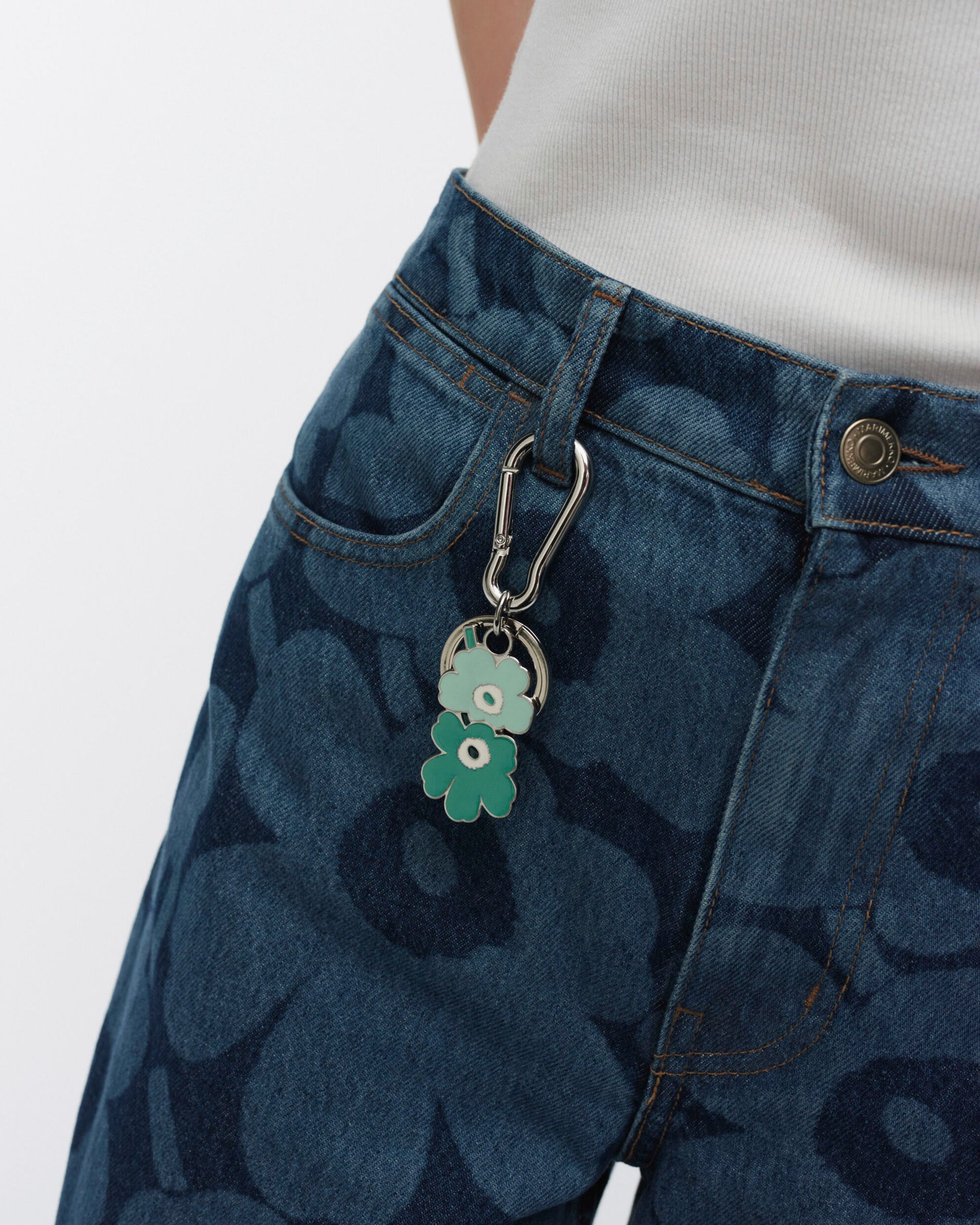 Puhallus I Unikko Kioski key chain